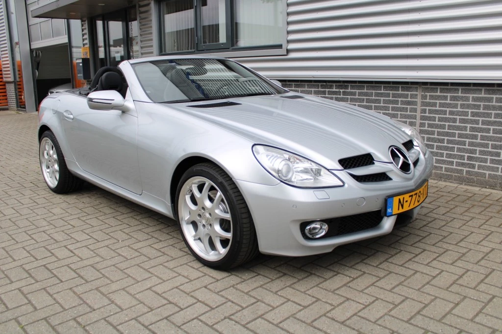 Hoofdafbeelding Mercedes-Benz SLK