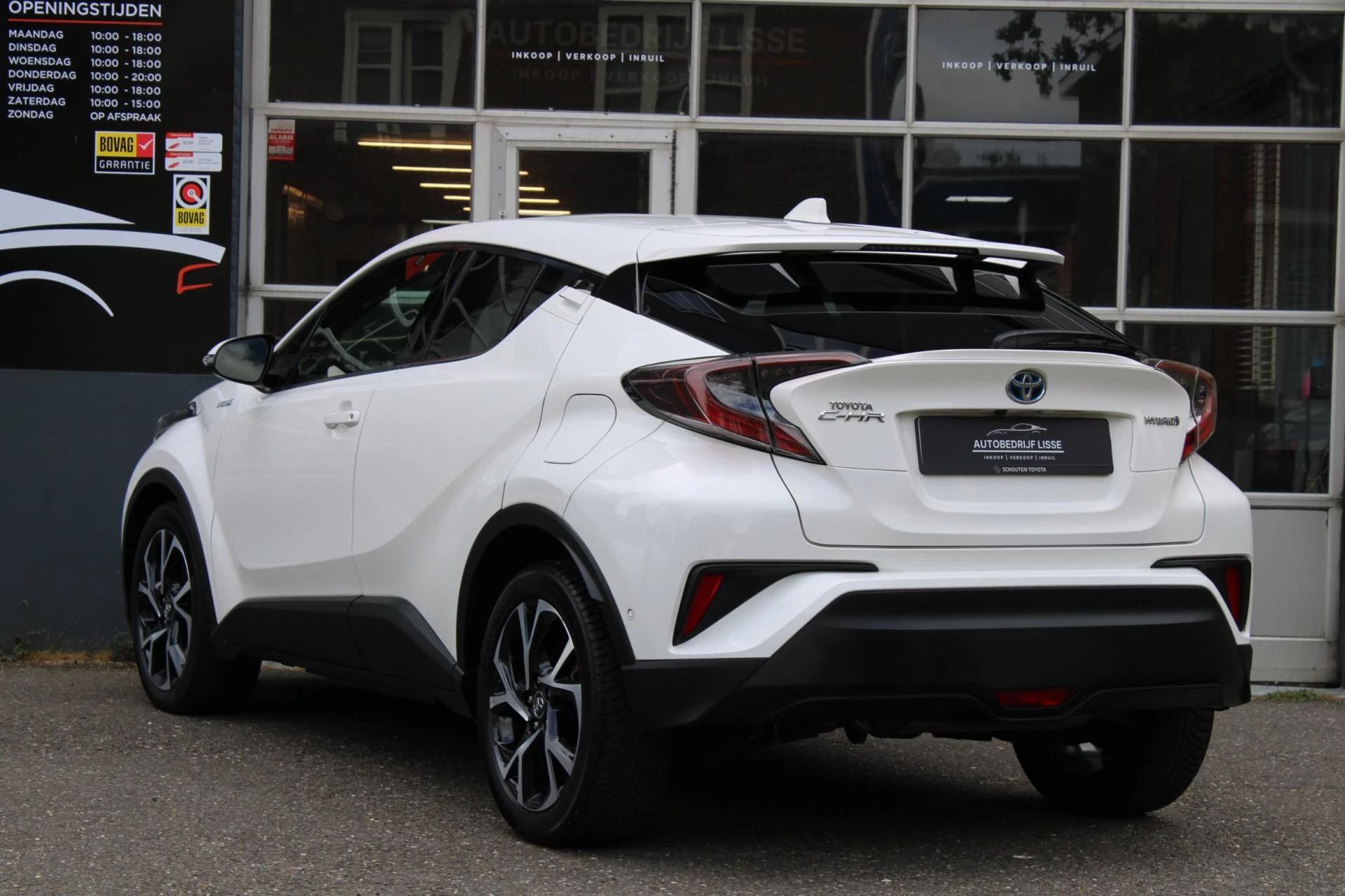 Hoofdafbeelding Toyota C-HR
