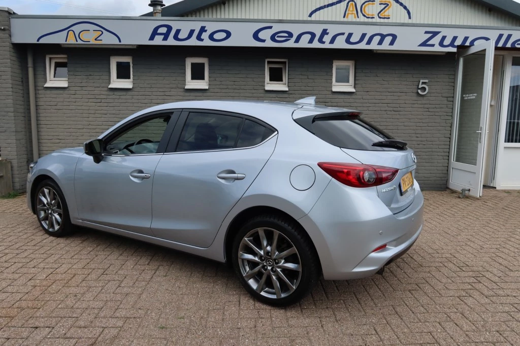 Hoofdafbeelding Mazda 3