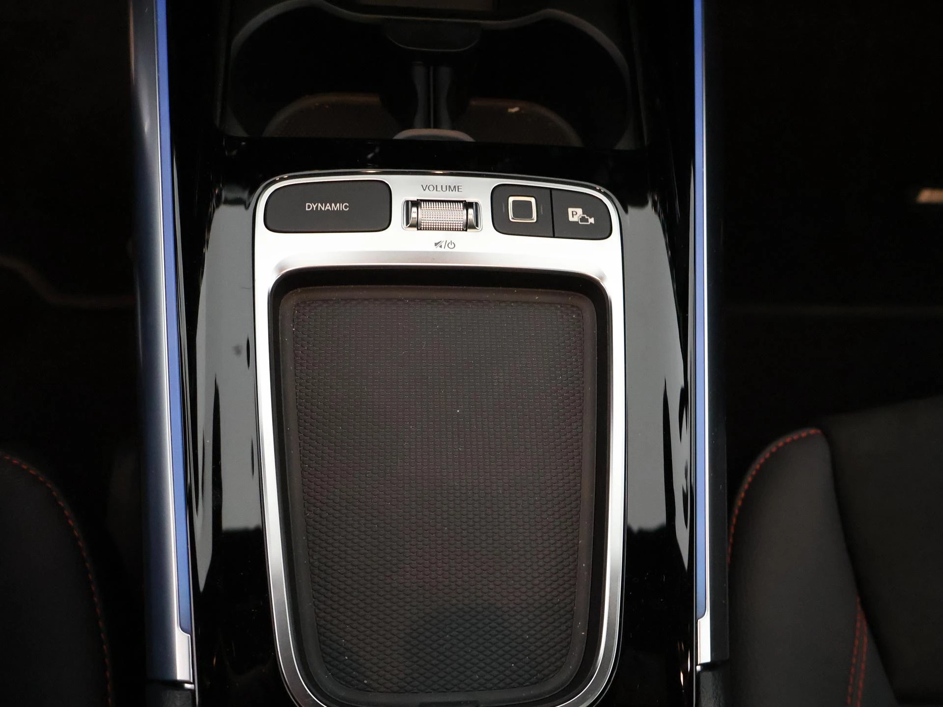 Hoofdafbeelding Mercedes-Benz EQA