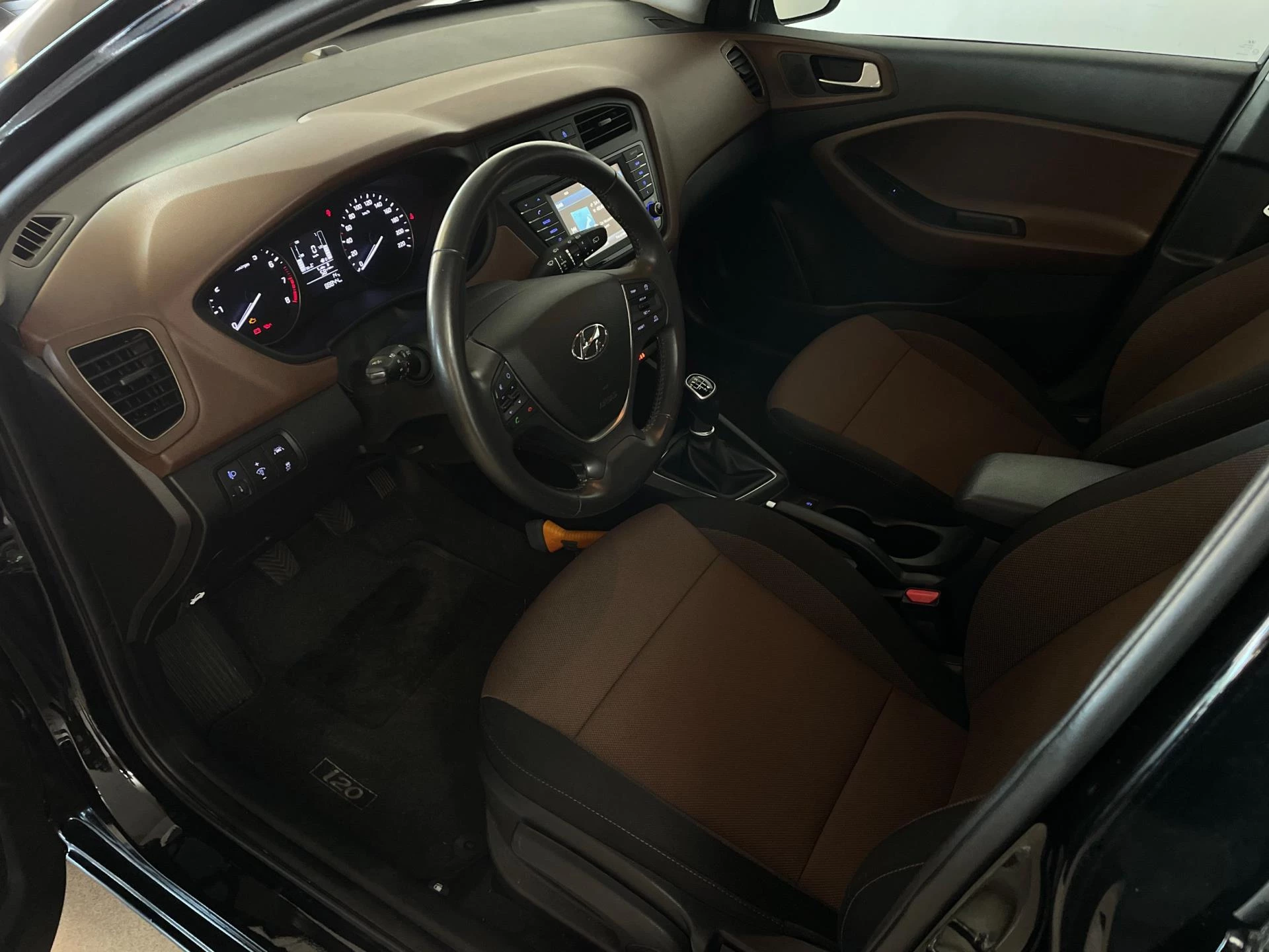 Hoofdafbeelding Hyundai i20