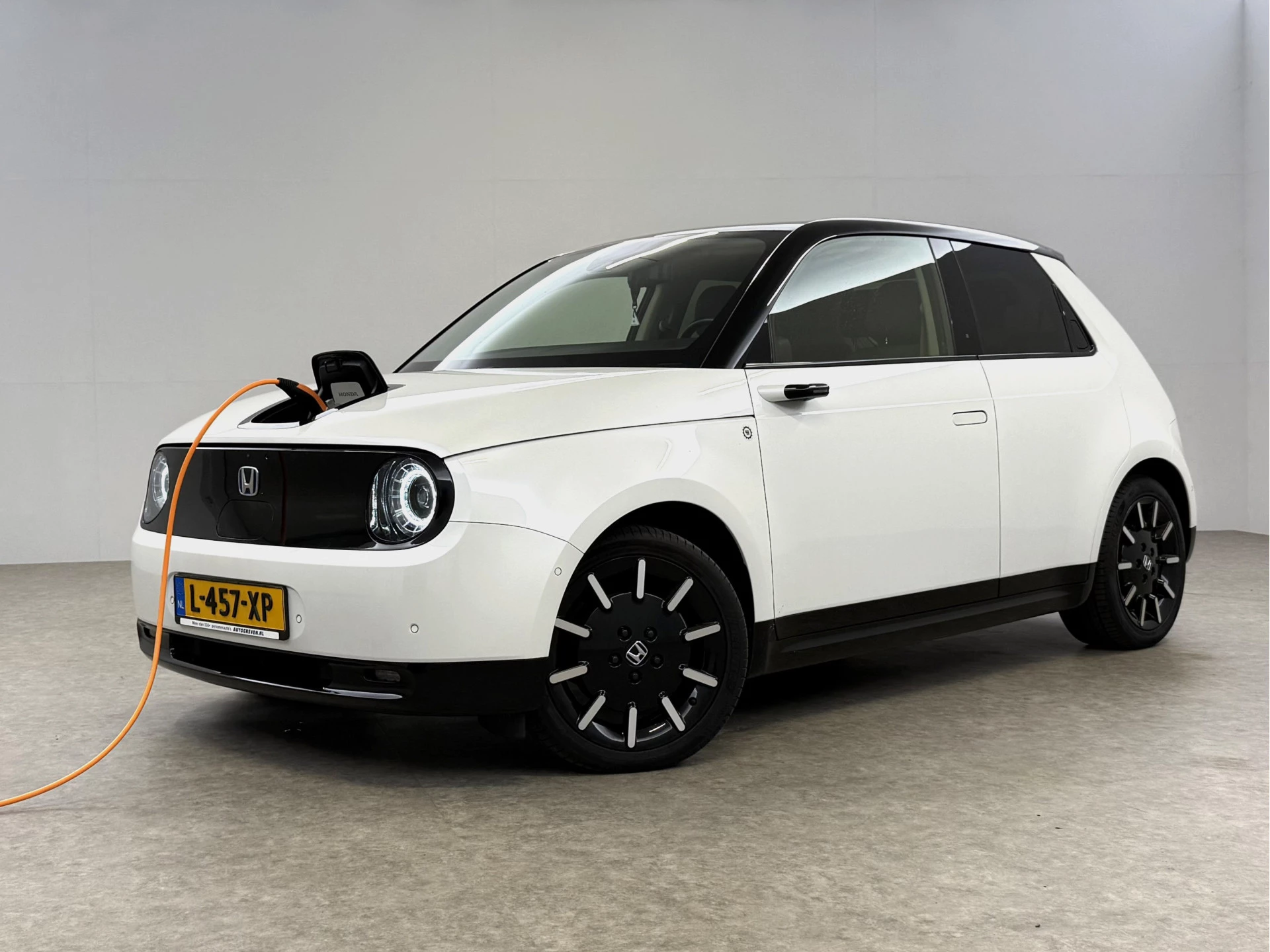Hoofdafbeelding Honda e