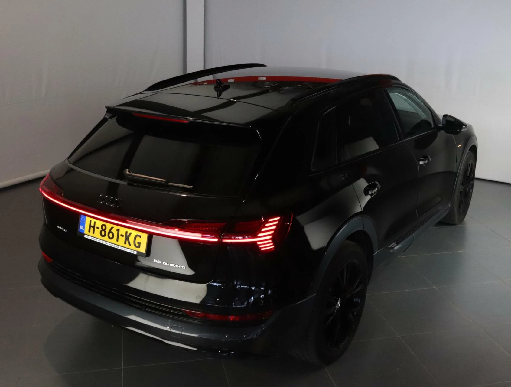 Hoofdafbeelding Audi e-tron