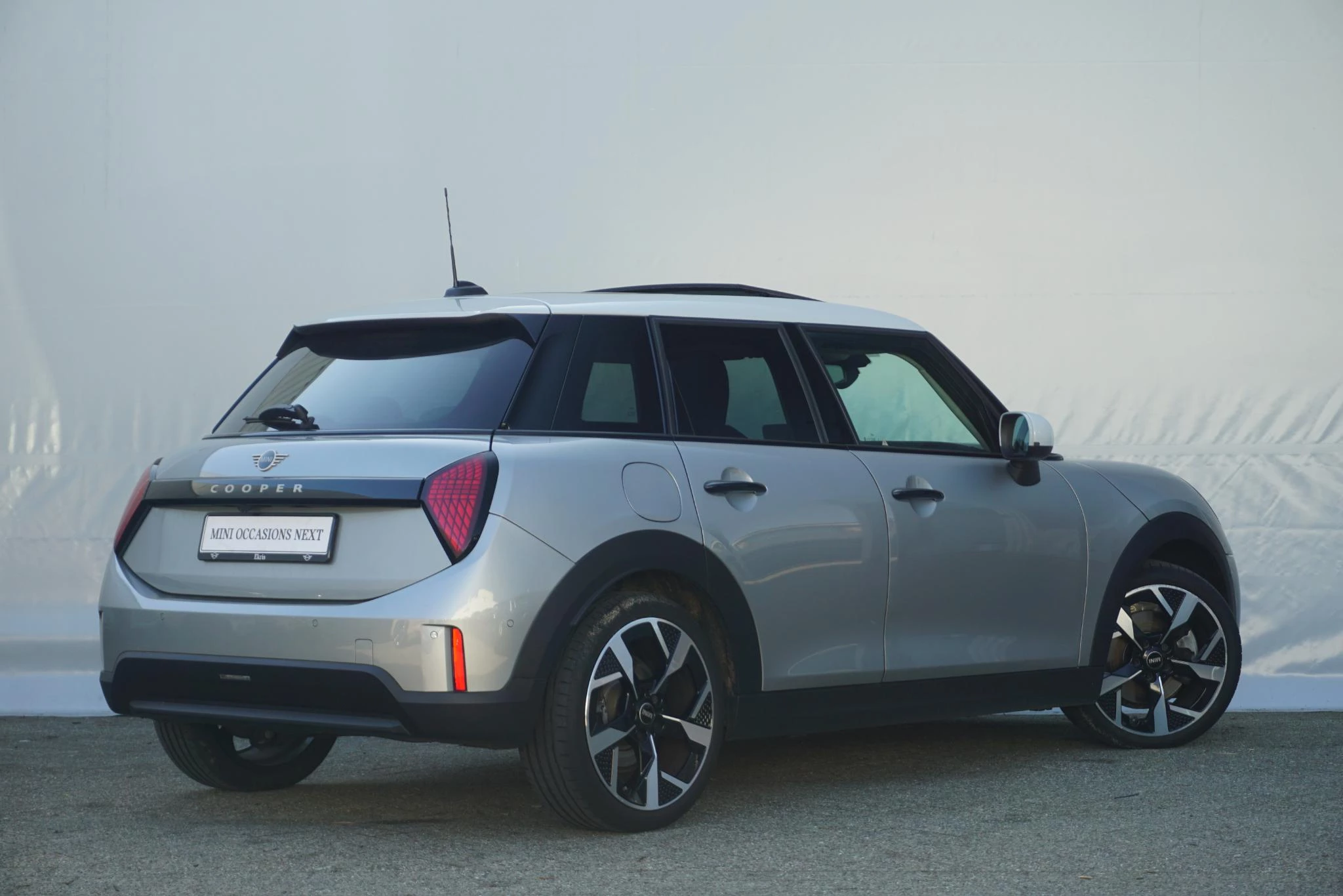 Hoofdafbeelding MINI 5-deurs