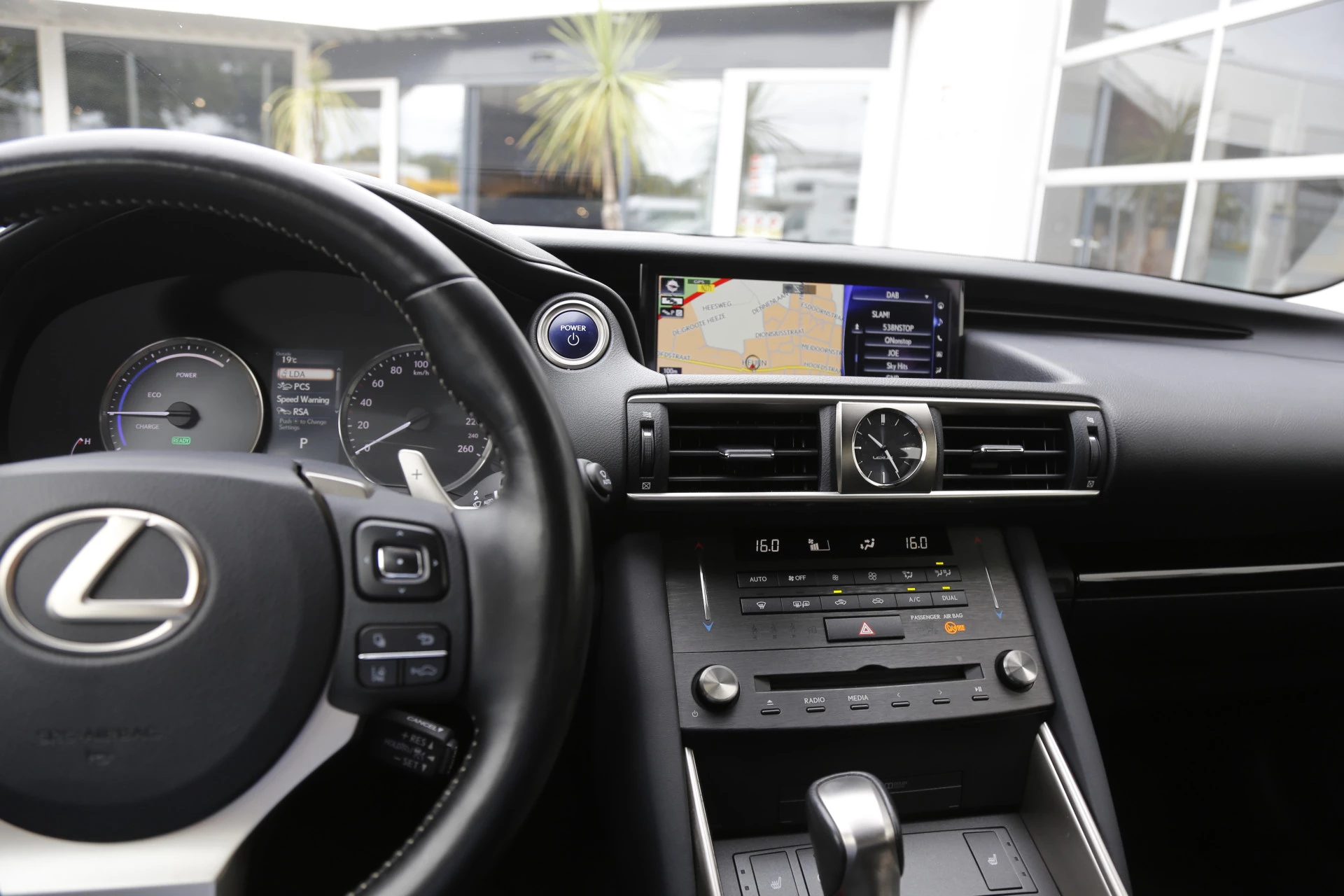Hoofdafbeelding Lexus IS