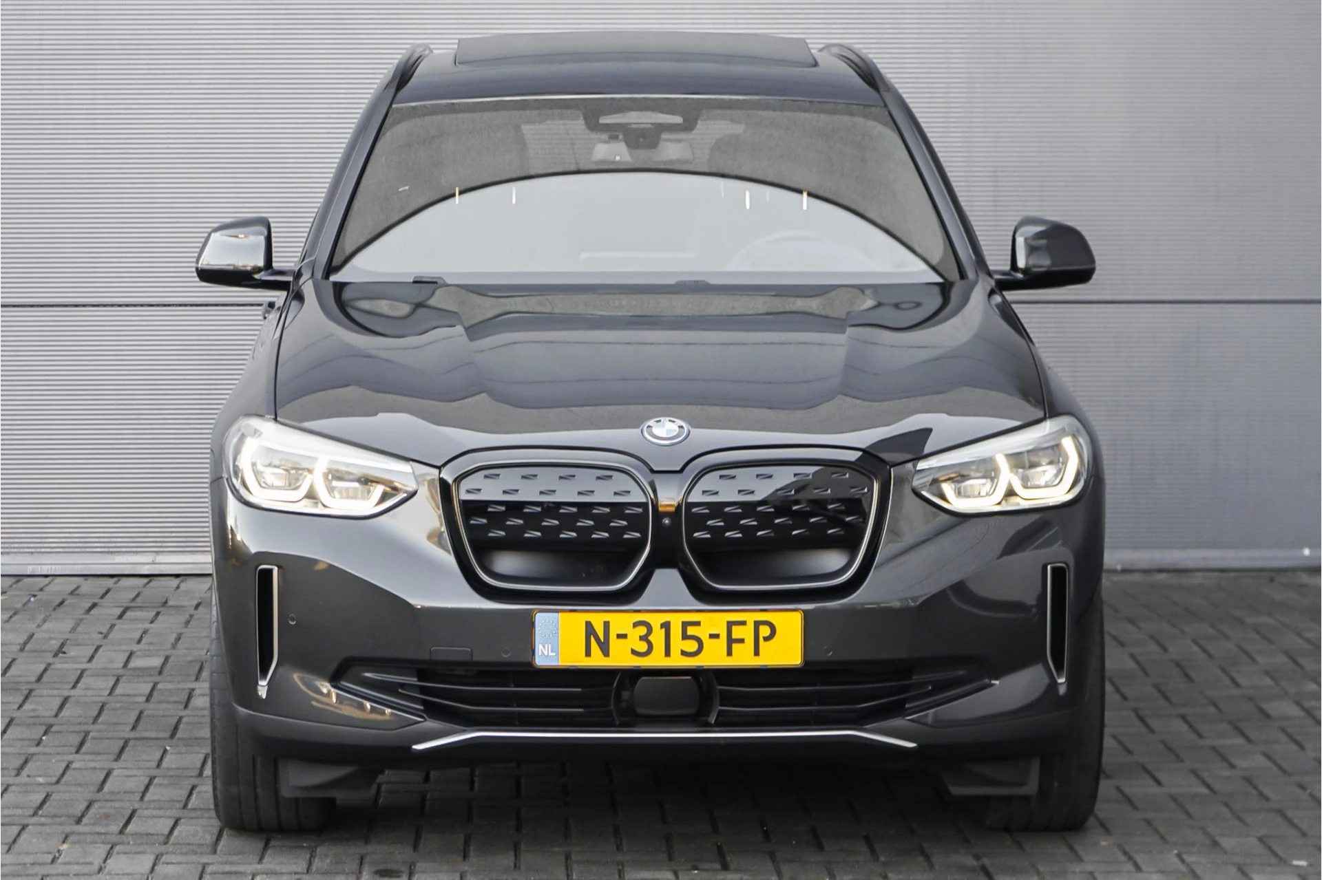 Hoofdafbeelding BMW iX3