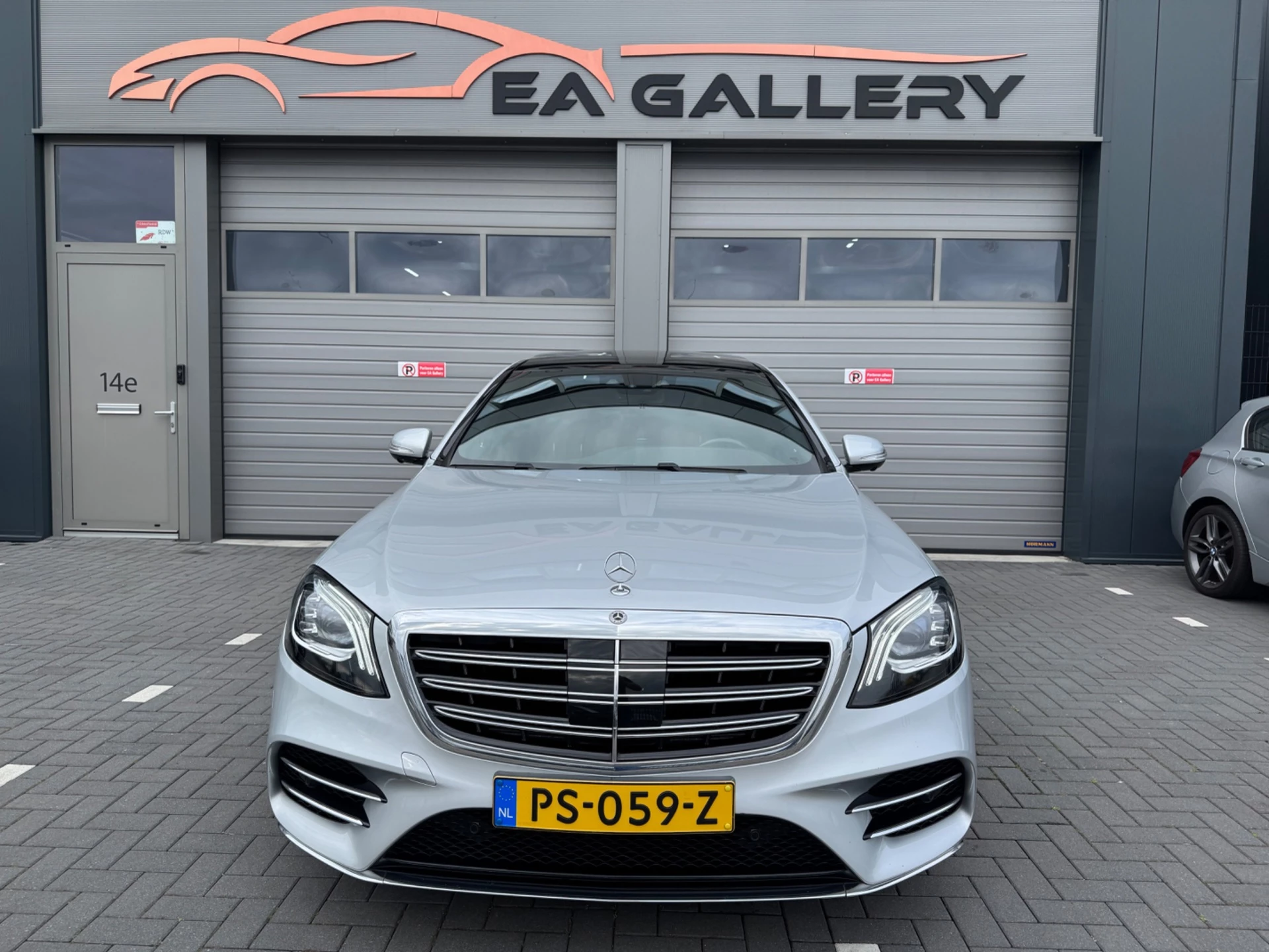 Hoofdafbeelding Mercedes-Benz S-Klasse