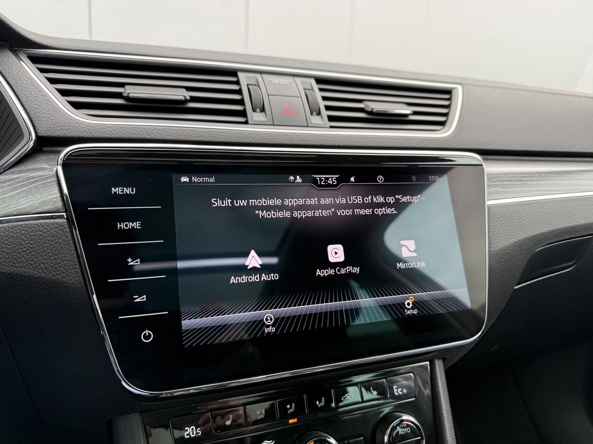 Hoofdafbeelding Škoda Superb