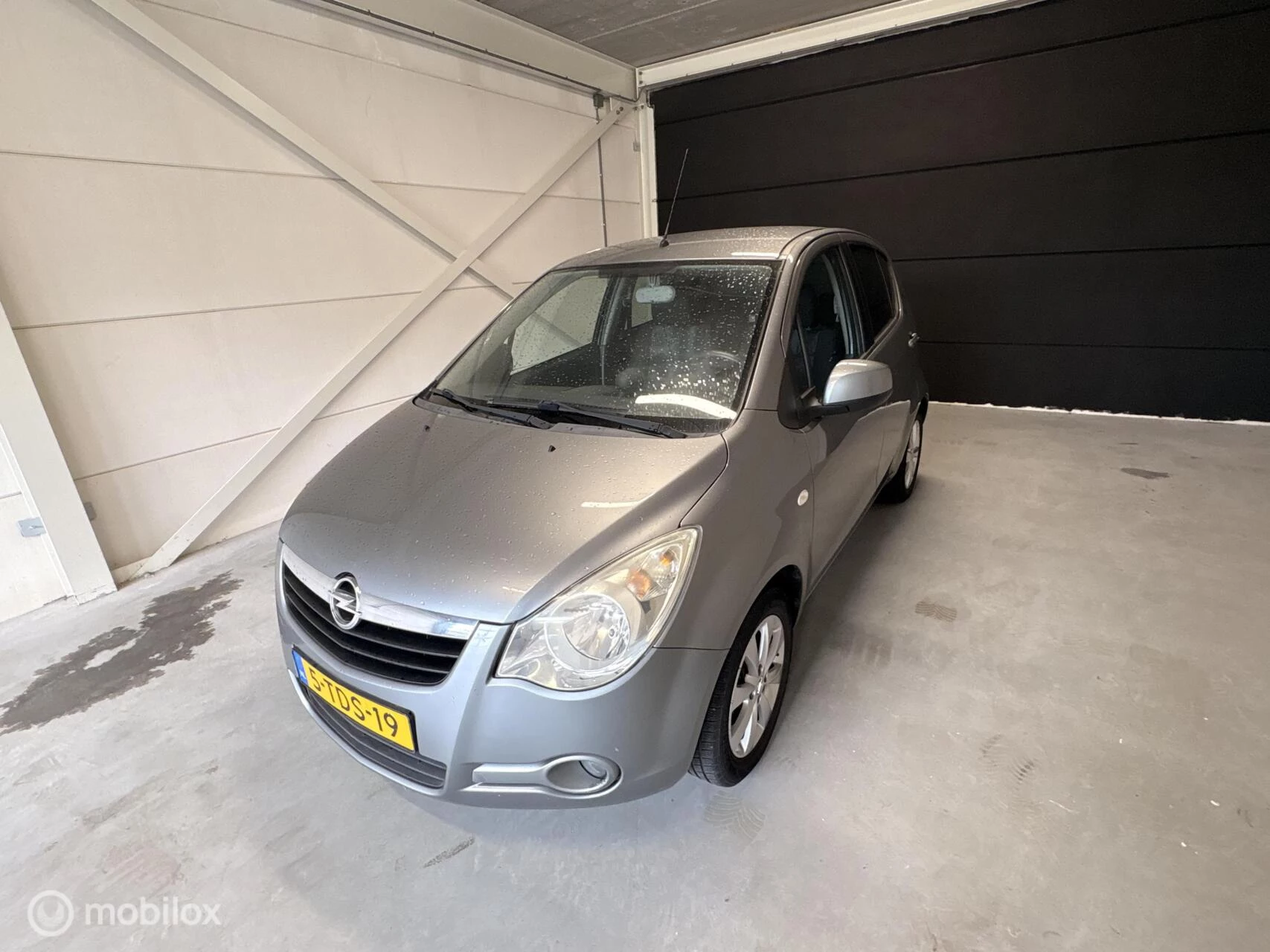 Hoofdafbeelding Opel Agila