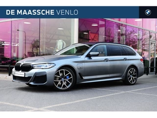 BMW 5 Serie Touring 530e xDrive High Executive M Sport Automaat / Panoramadak / Trekhaak / Laserlight / Comfort Access / Parking Assistant Plus / Live Cockpit Professional / Adaptief onderstel
