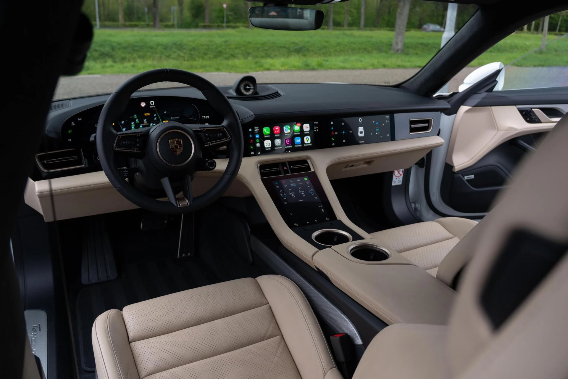 Hoofdafbeelding Porsche Taycan