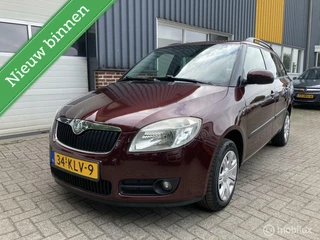 Hoofdafbeelding Škoda Fabia Skoda Fabia Combi 1.4-16V Tour NETTE AUTO TREKHAAK!