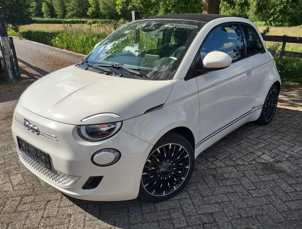 Hoofdafbeelding Fiat 500e