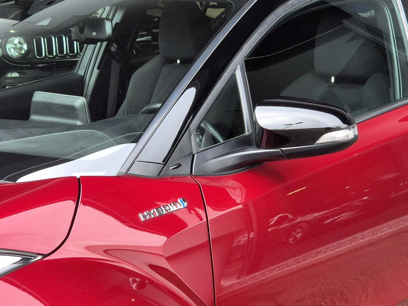 Hoofdafbeelding Toyota C-HR