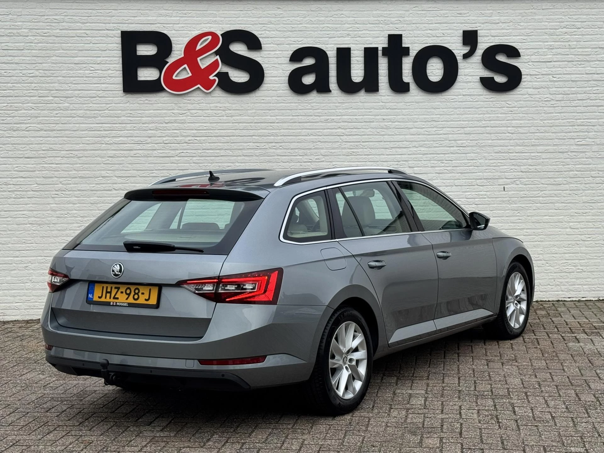 Hoofdafbeelding Škoda Superb