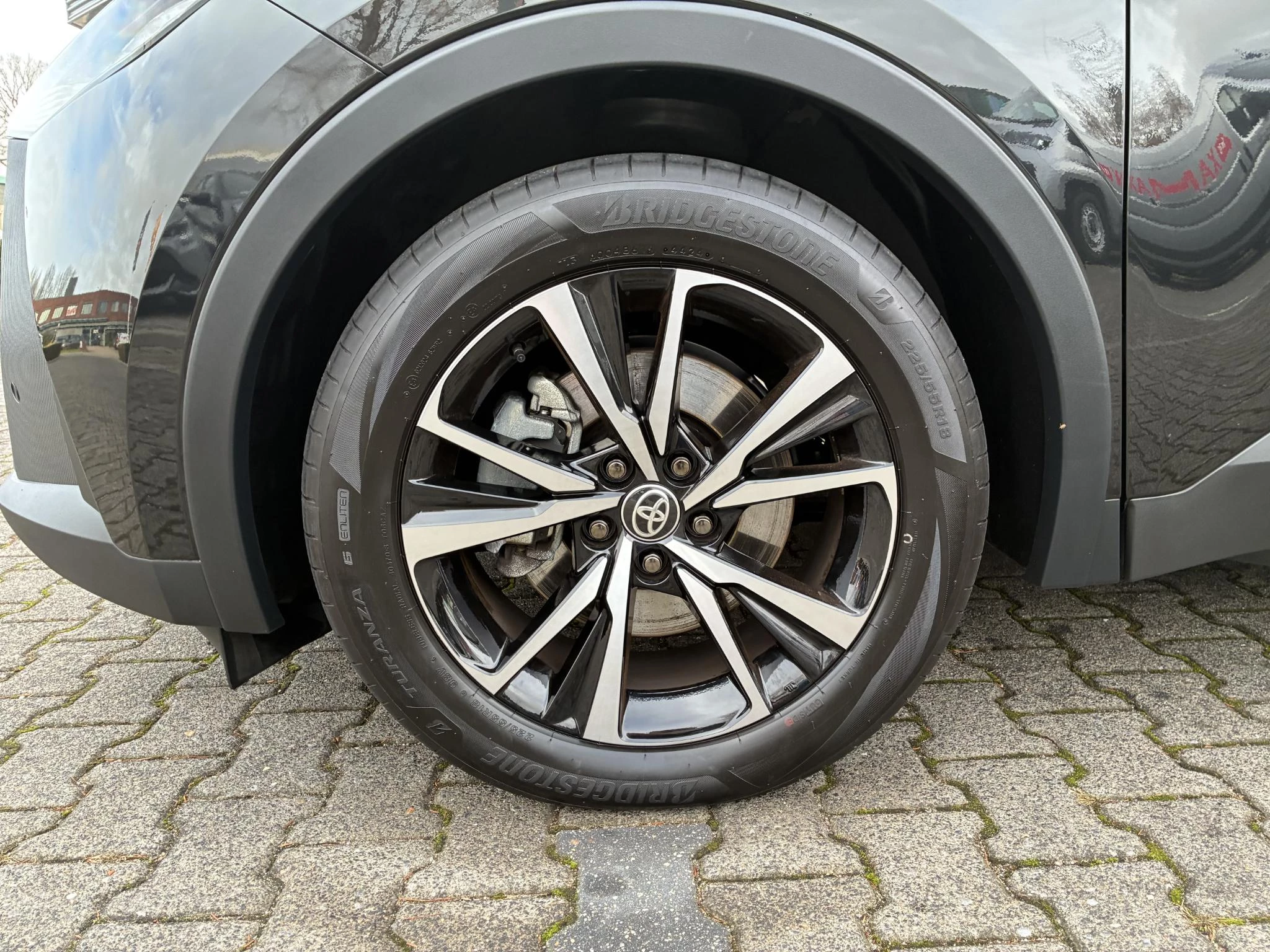 Hoofdafbeelding Toyota C-HR