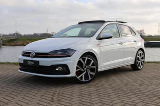 Volkswagen Polo 2.0 TSI GTI| PANO | PDC | Stoelverwarming |