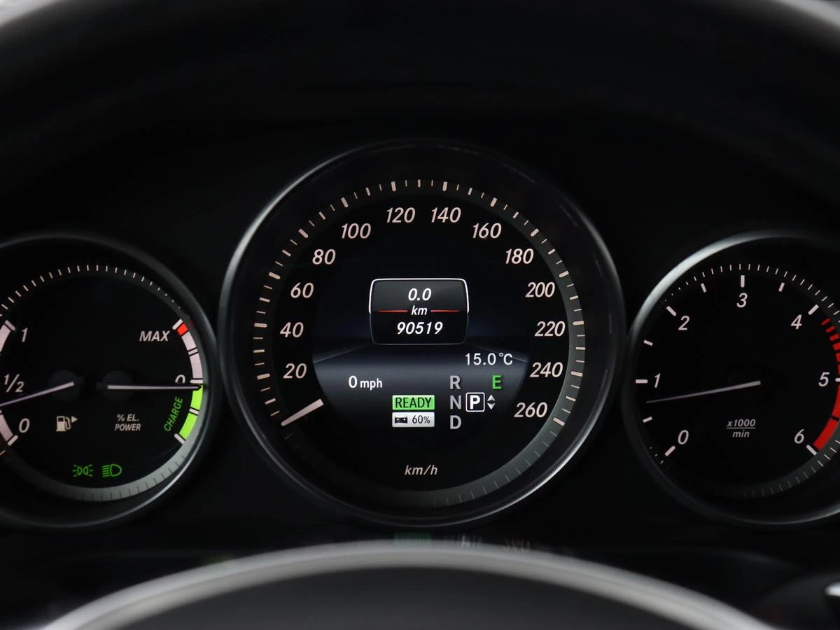 Hoofdafbeelding Mercedes-Benz E-Klasse