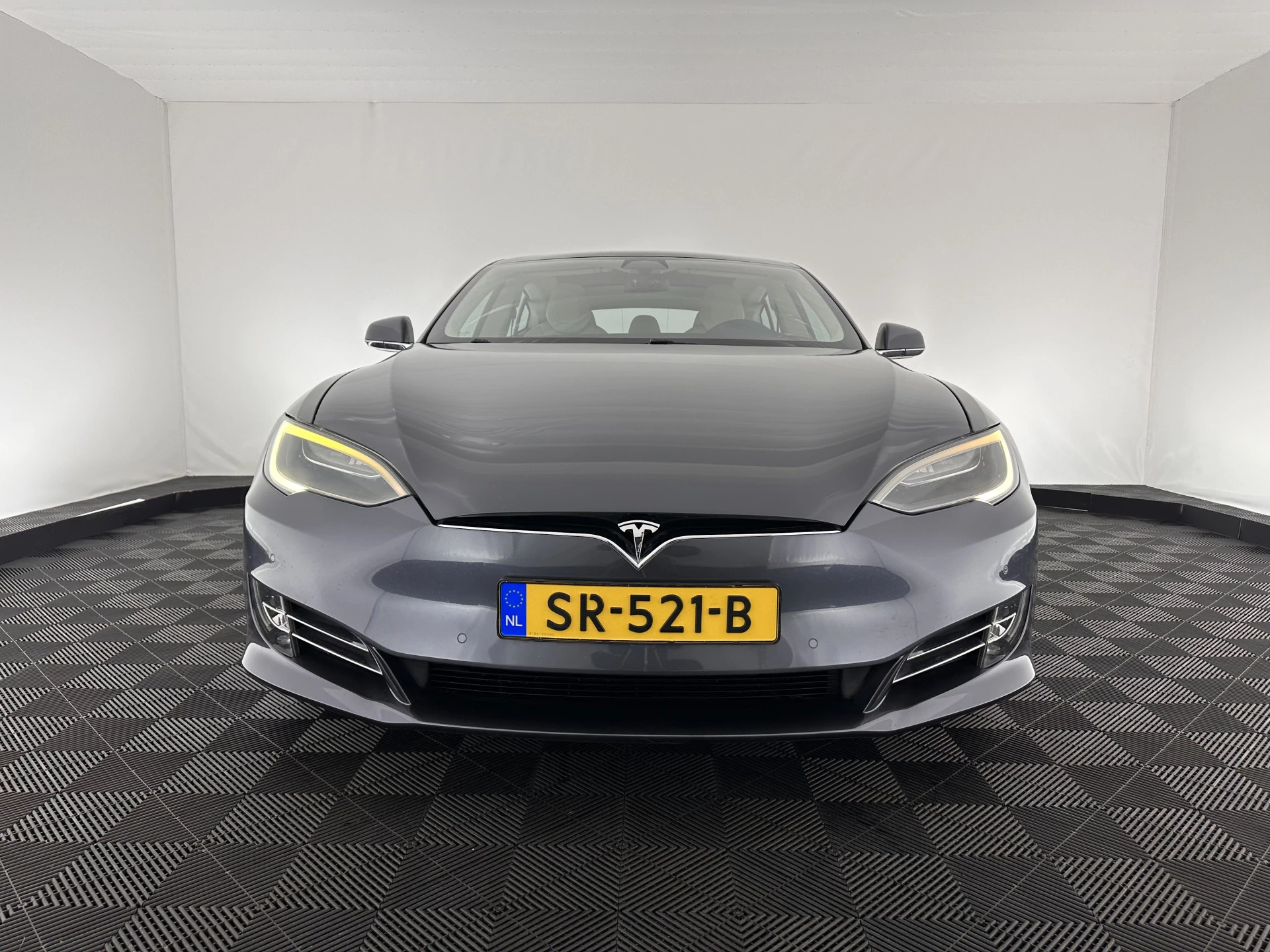 Hoofdafbeelding Tesla Model S