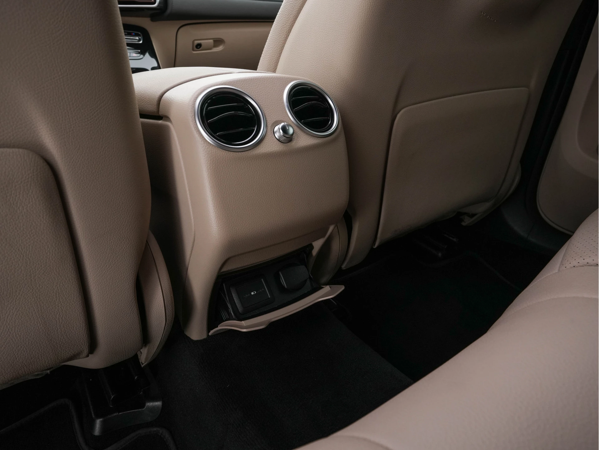 Hoofdafbeelding Mercedes-Benz EQC