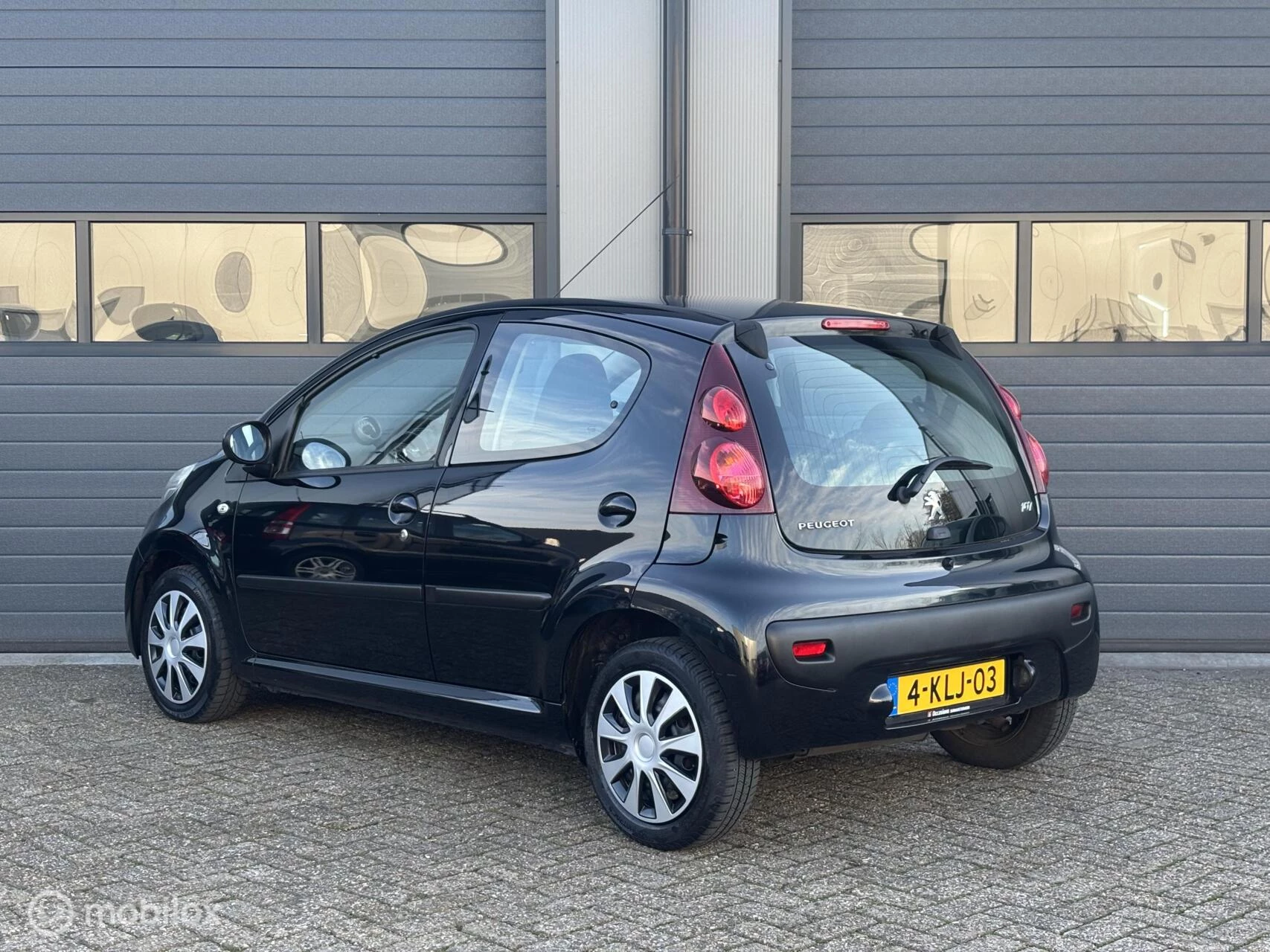 Hoofdafbeelding Peugeot 107