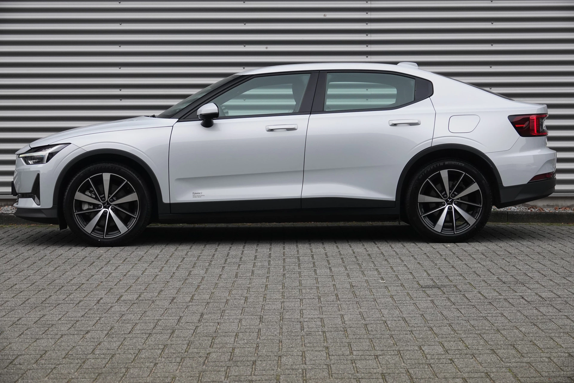 Hoofdafbeelding Polestar 2