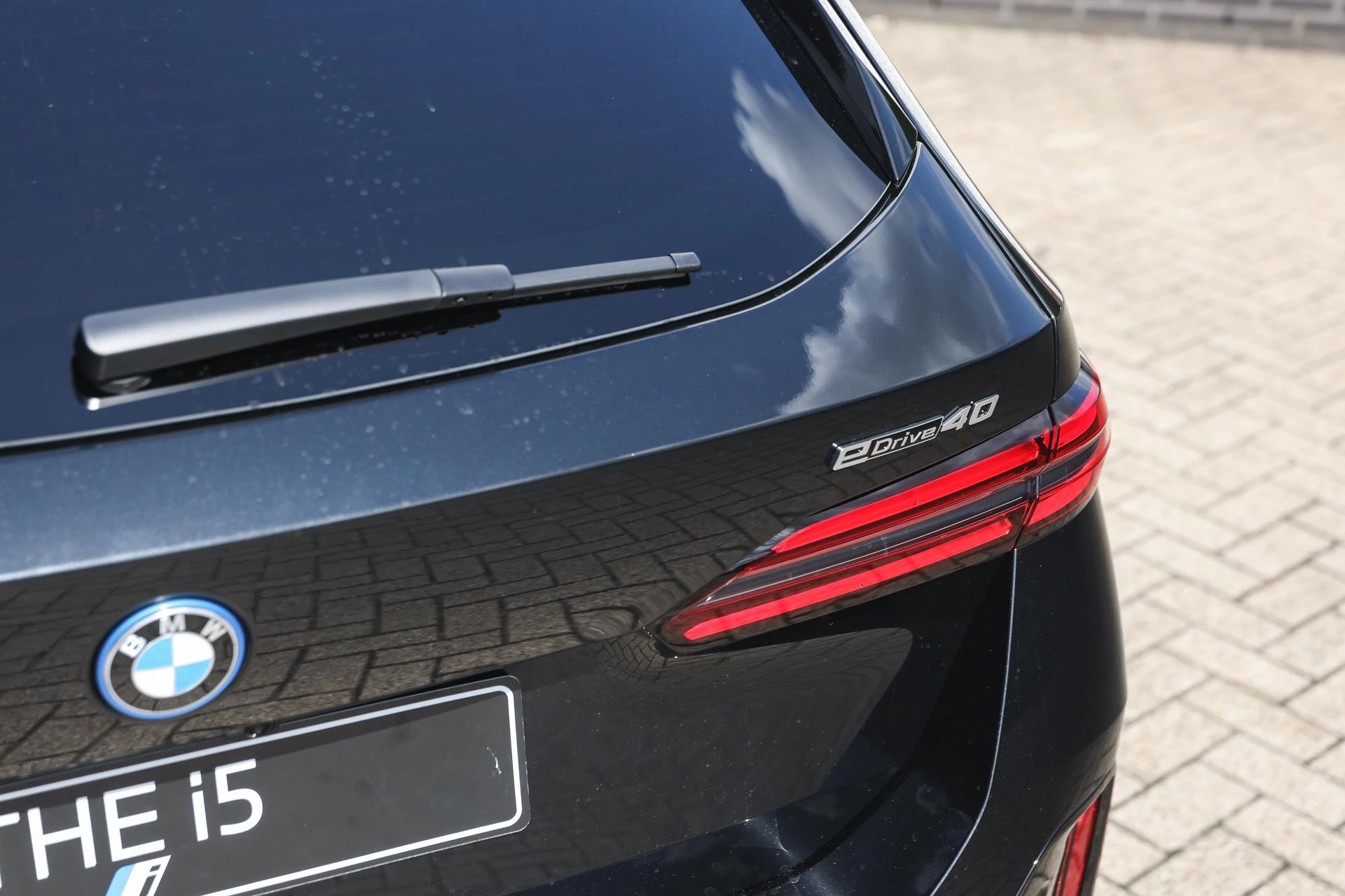 Hoofdafbeelding BMW i5