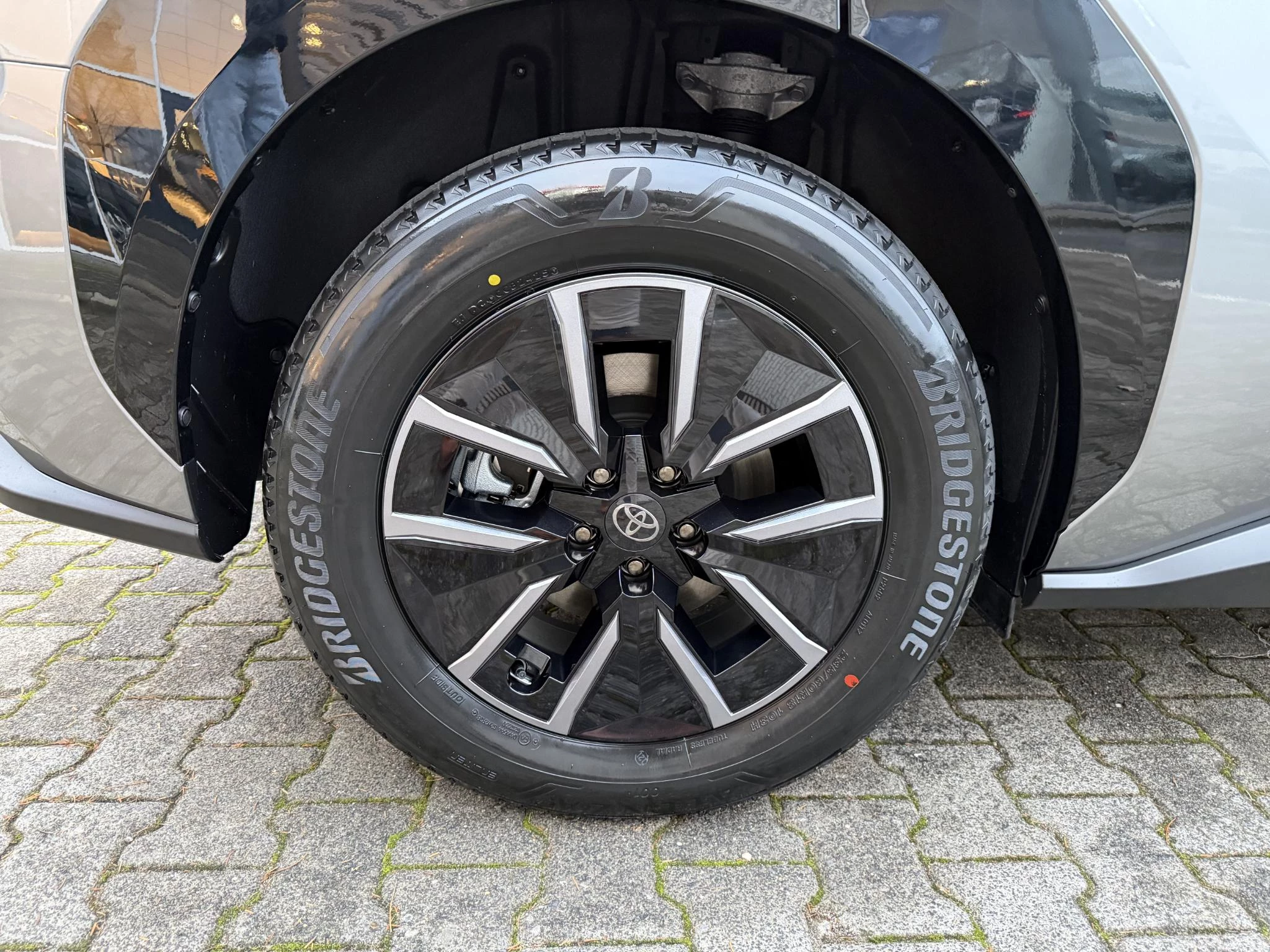 Hoofdafbeelding Toyota bZ4X