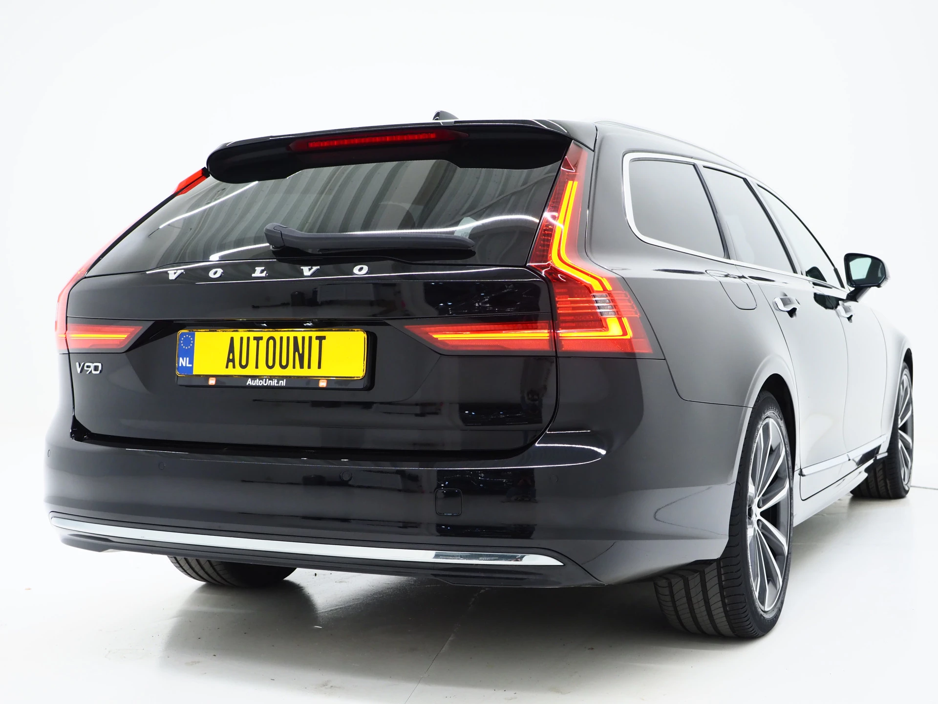 Hoofdafbeelding Volvo V90