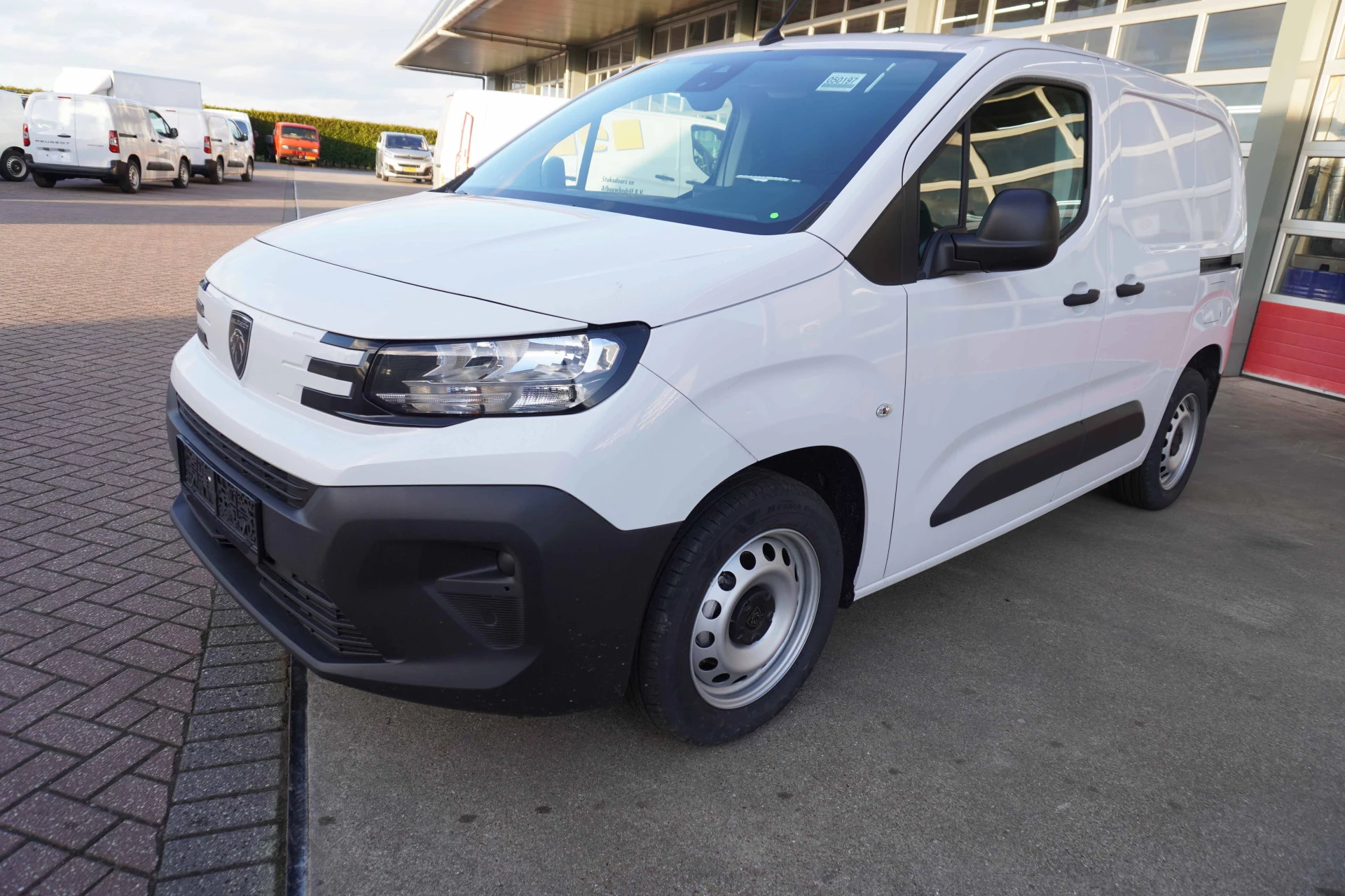 Hoofdafbeelding Peugeot Partner