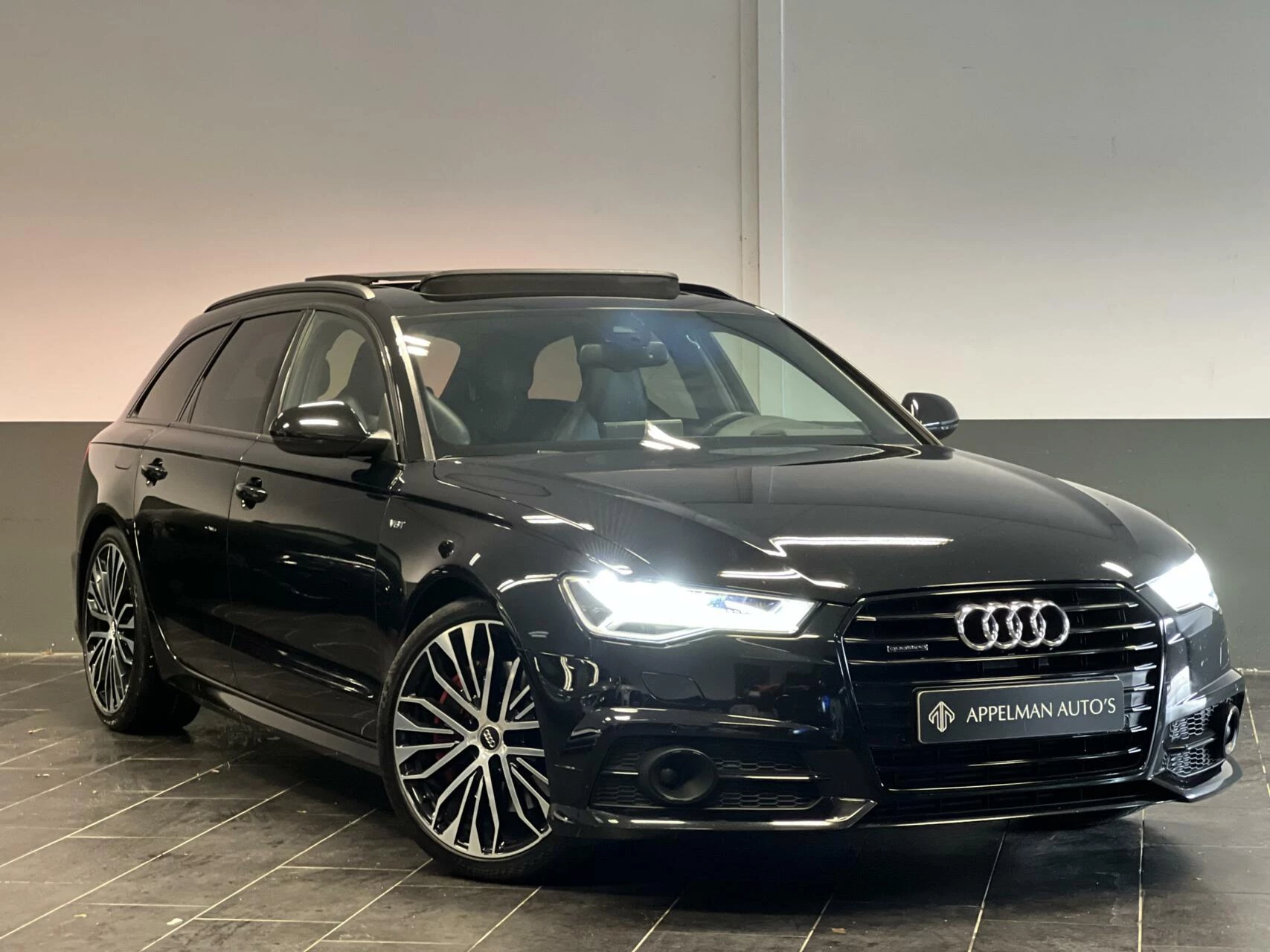 Hoofdafbeelding Audi A6