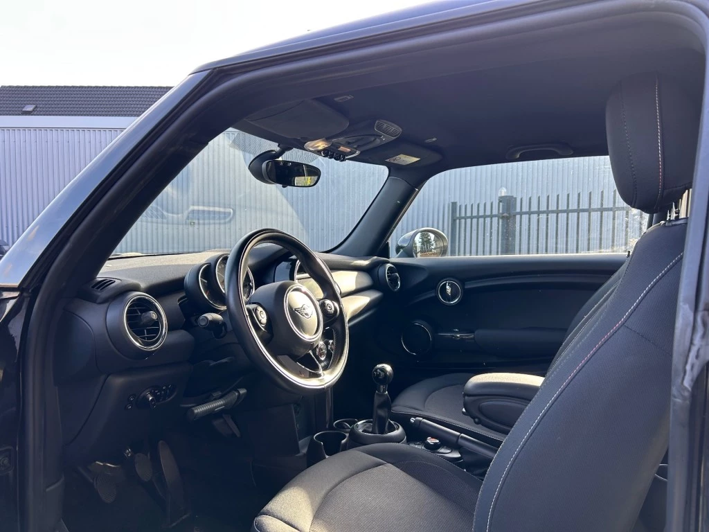 Hoofdafbeelding MINI One