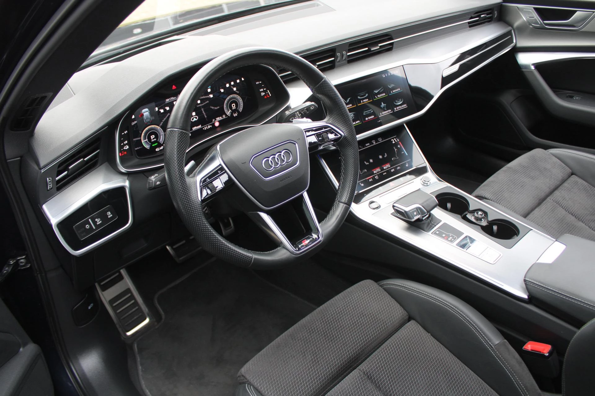 Hoofdafbeelding Audi A6