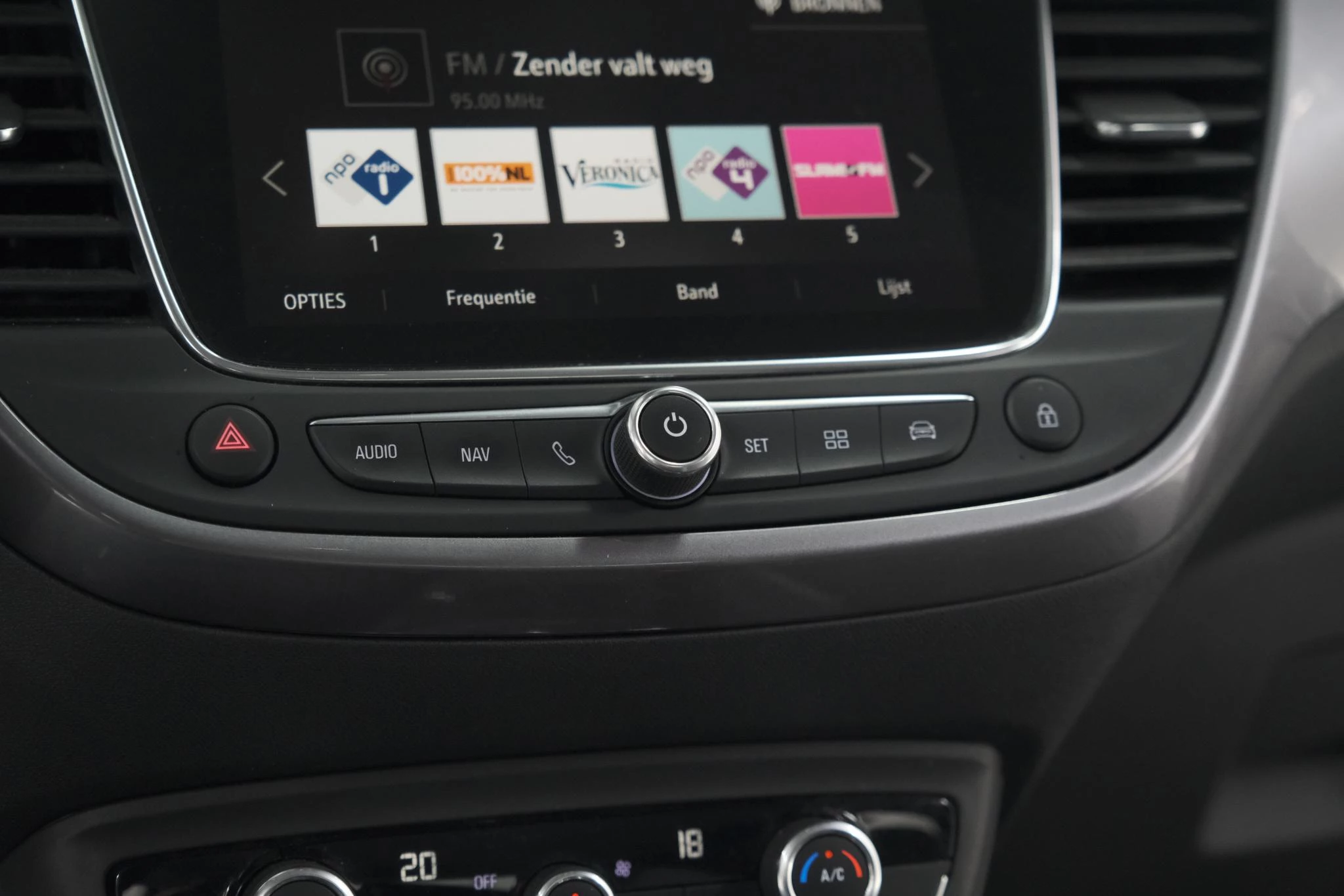 Hoofdafbeelding Opel Crossland X