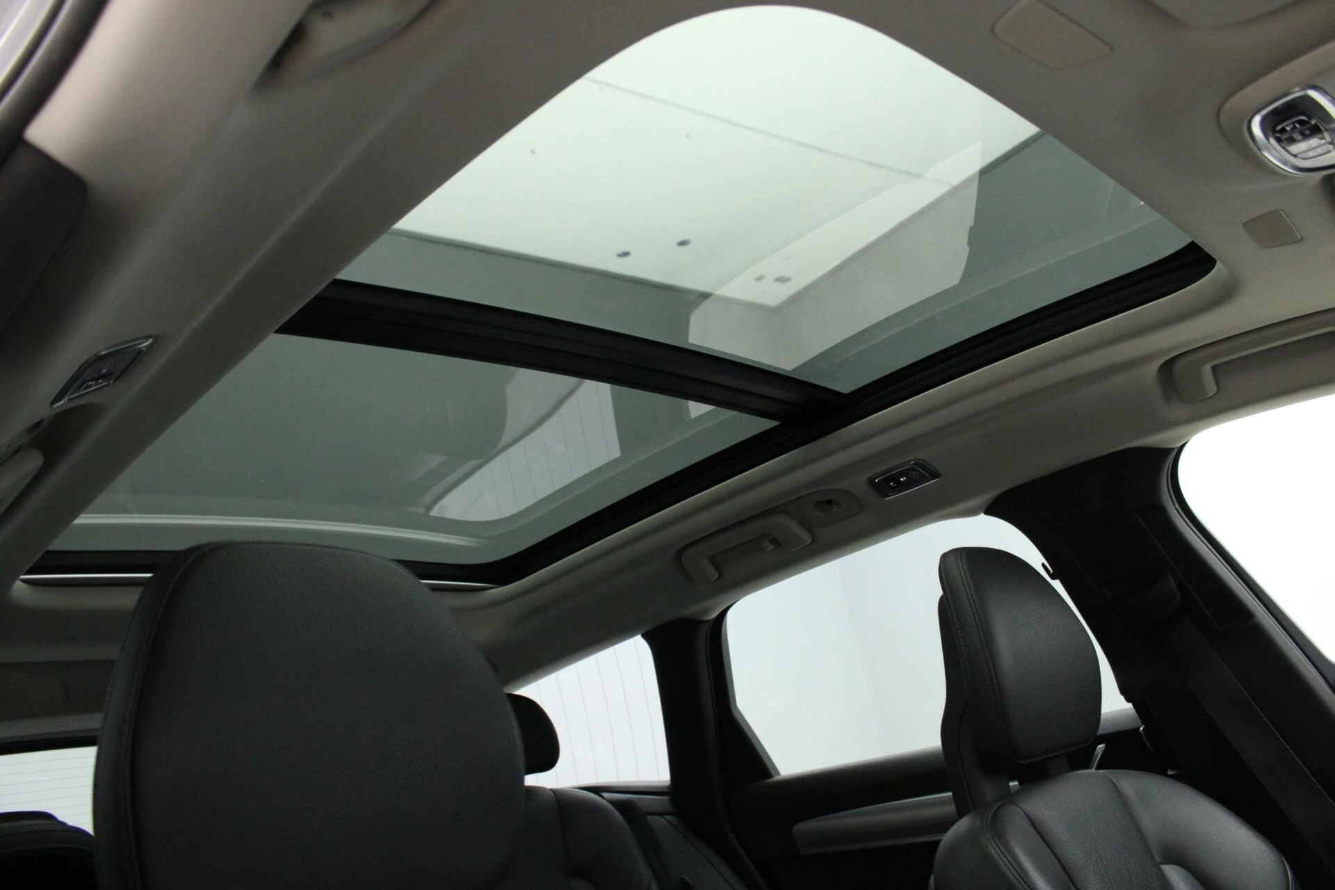 Hoofdafbeelding Volvo V90