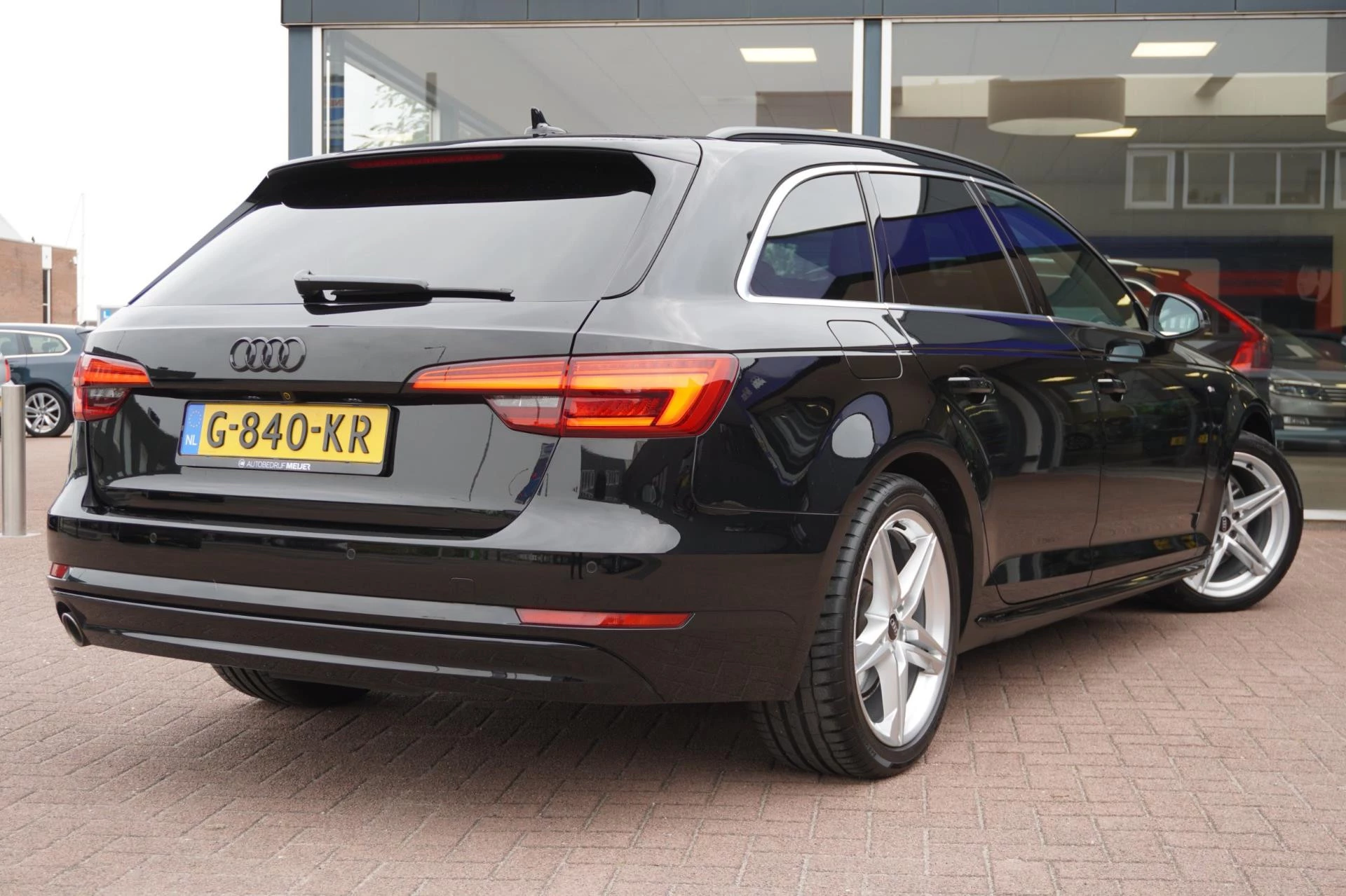 Hoofdafbeelding Audi A4