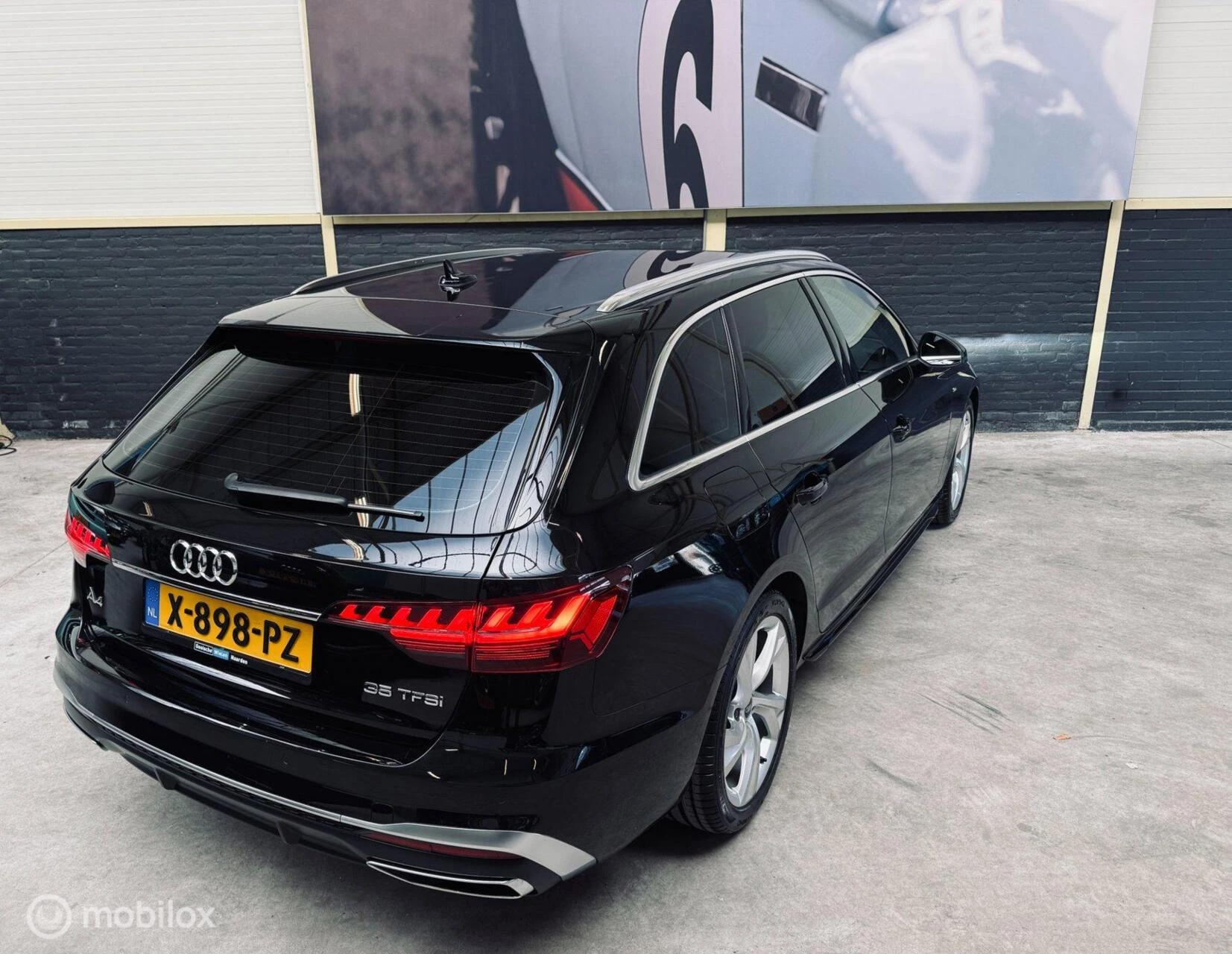Hoofdafbeelding Audi A4
