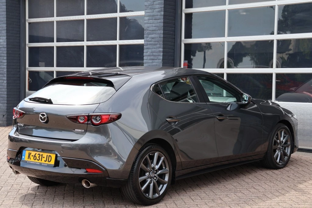 Hoofdafbeelding Mazda 3
