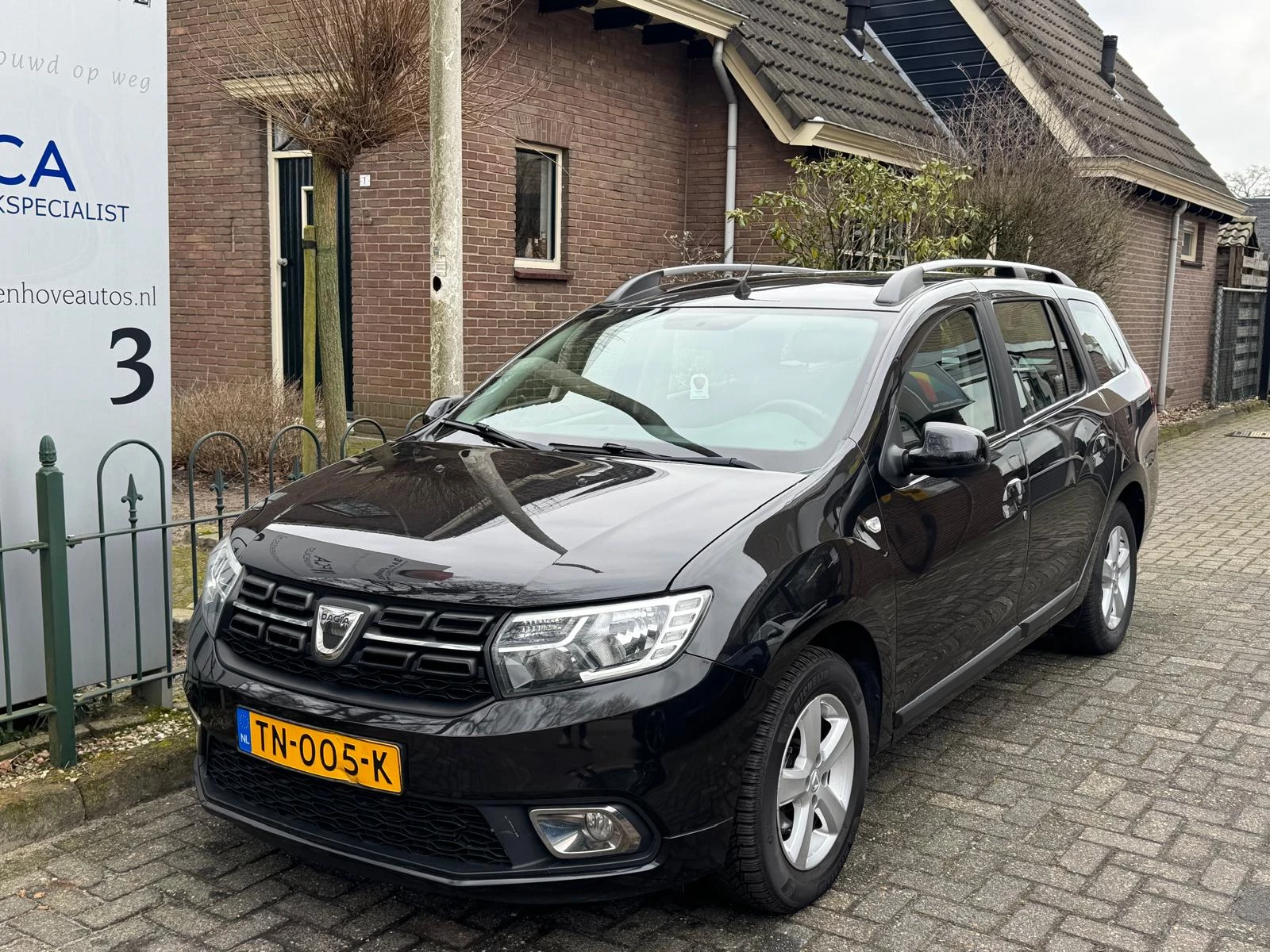 Hoofdafbeelding Dacia Logan