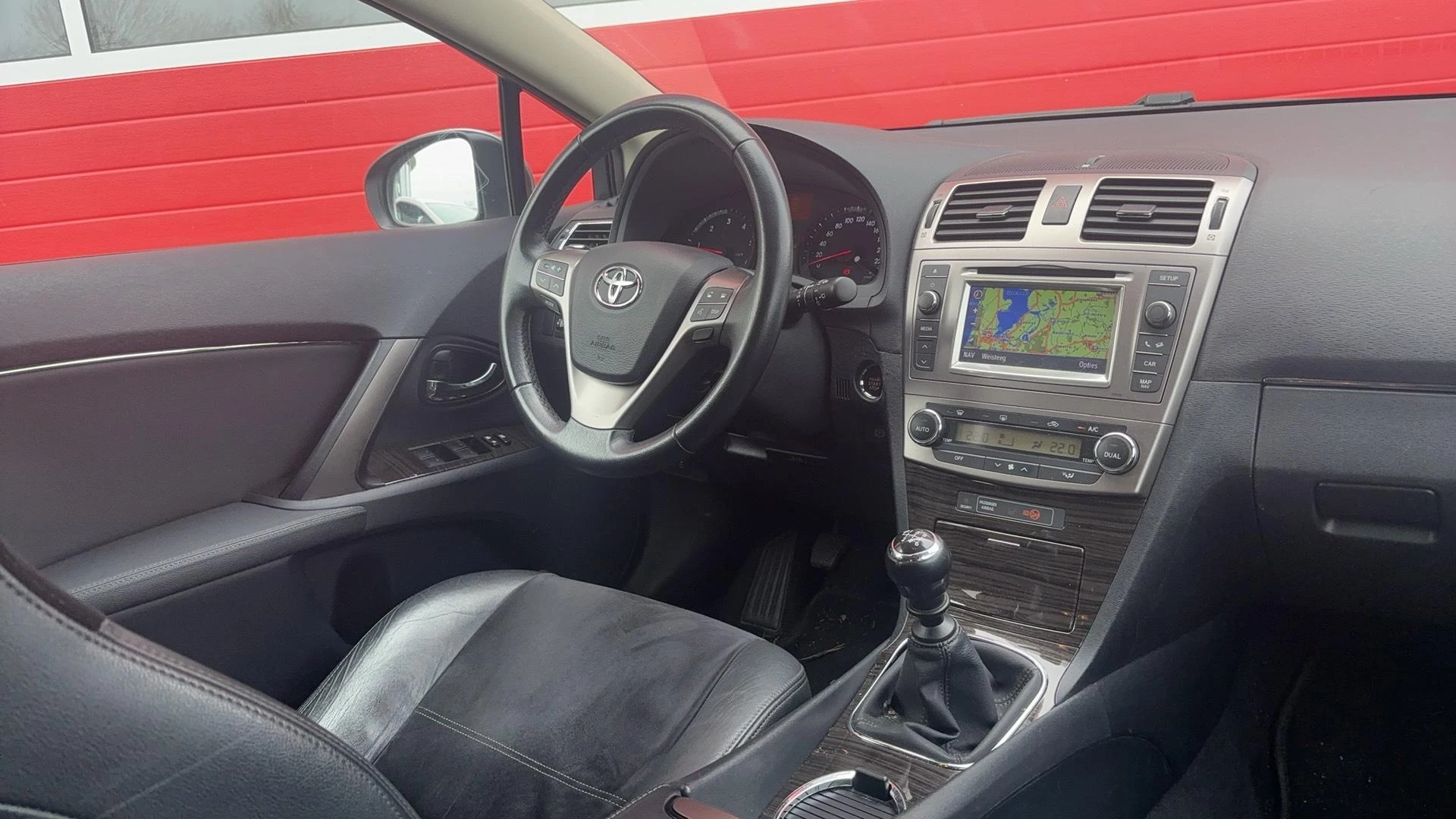 Hoofdafbeelding Toyota Avensis