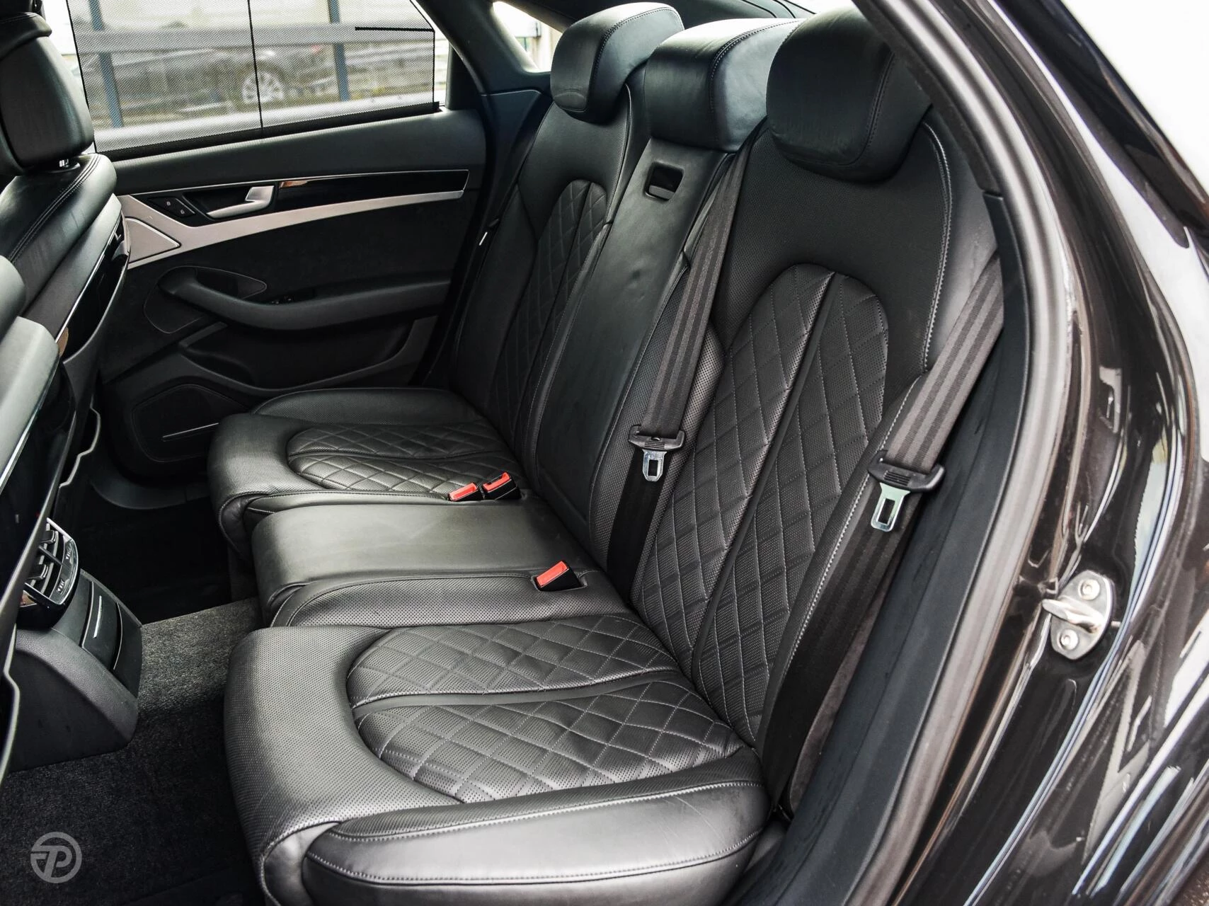 Hoofdafbeelding Audi A8