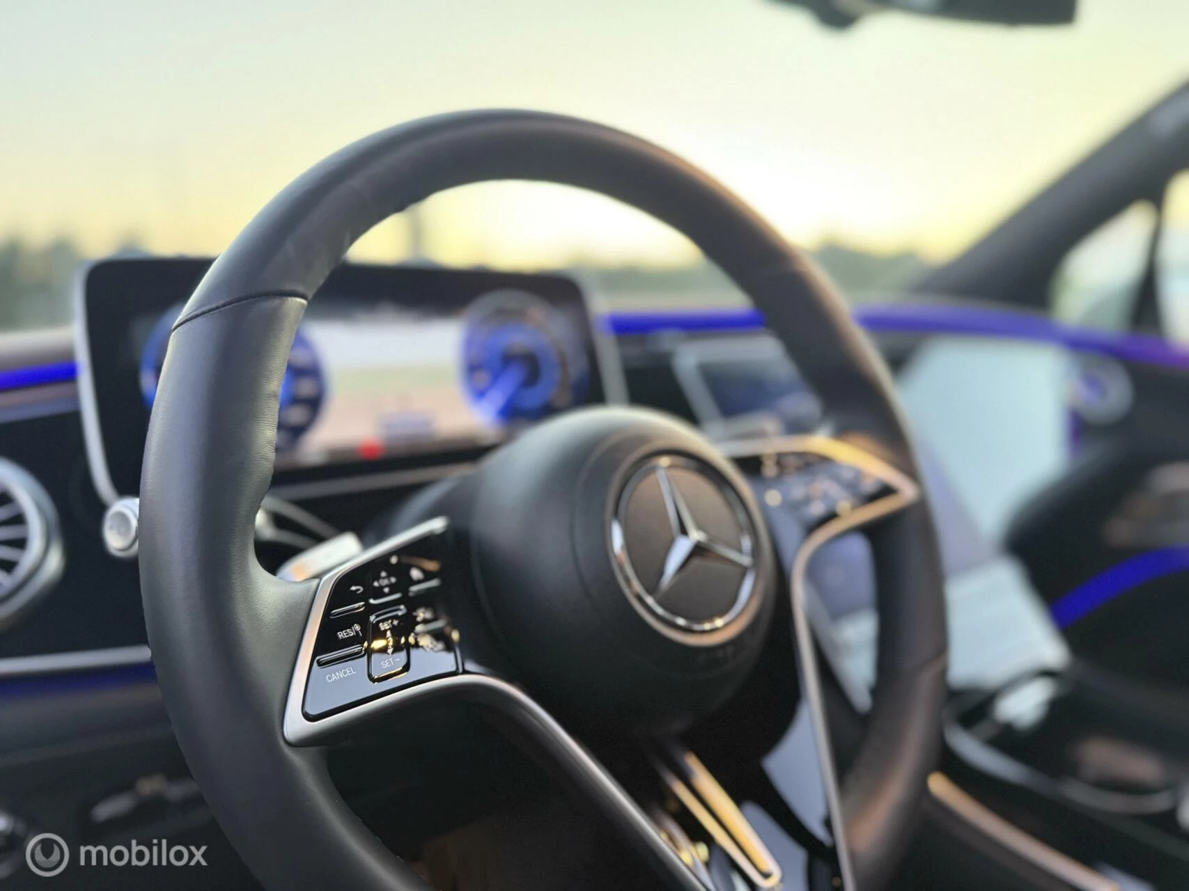 Hoofdafbeelding Mercedes-Benz EQS