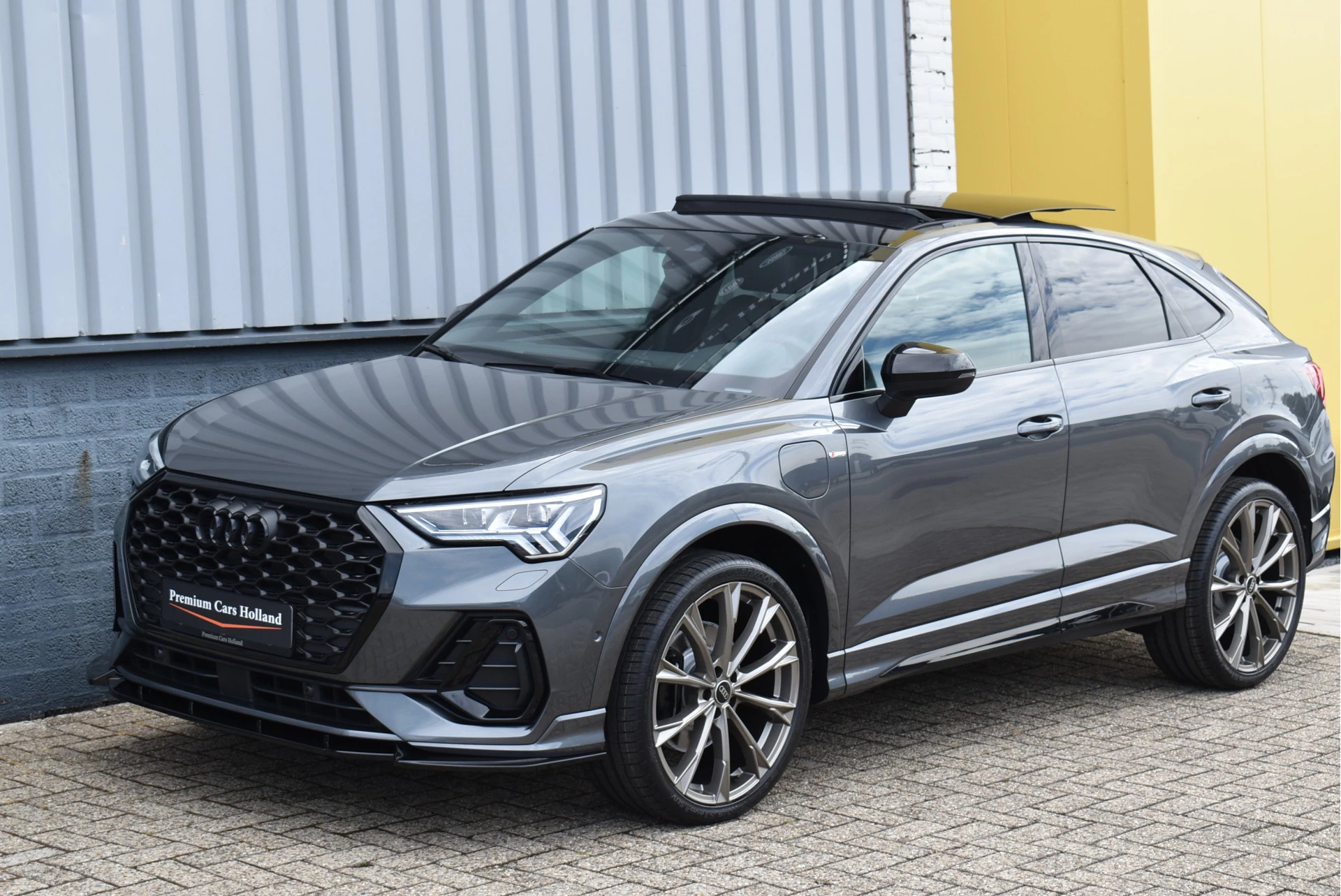Hoofdafbeelding Audi Q3