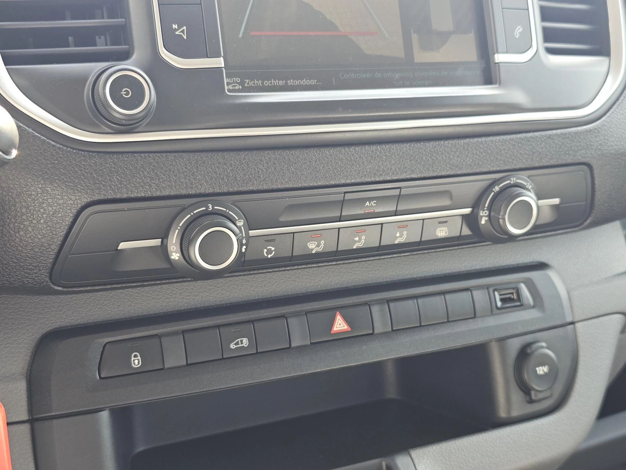 Hoofdafbeelding Peugeot e-Expert