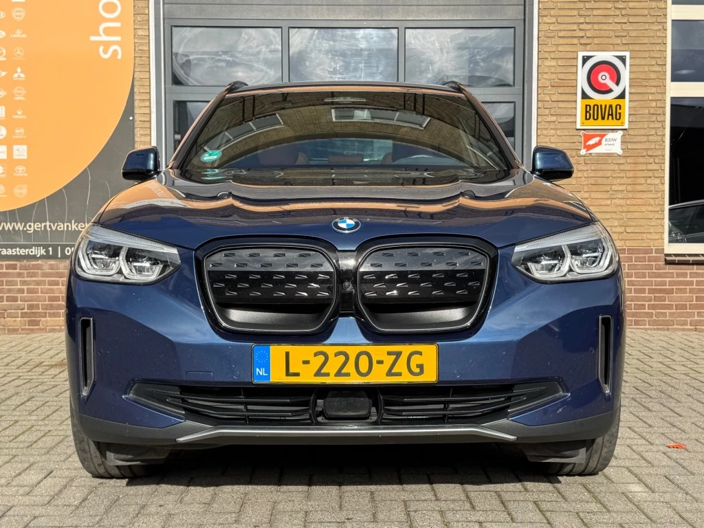 Hoofdafbeelding BMW iX3