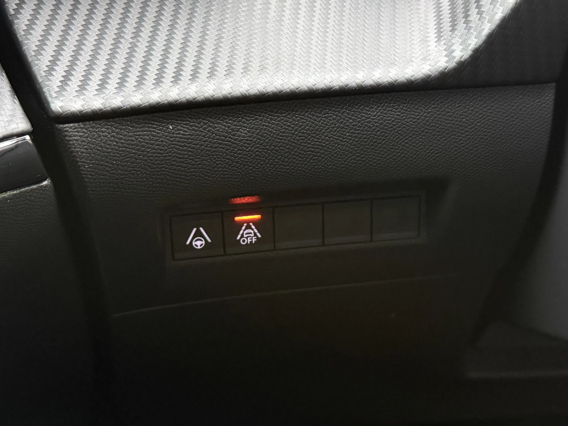 Hoofdafbeelding Peugeot e-2008