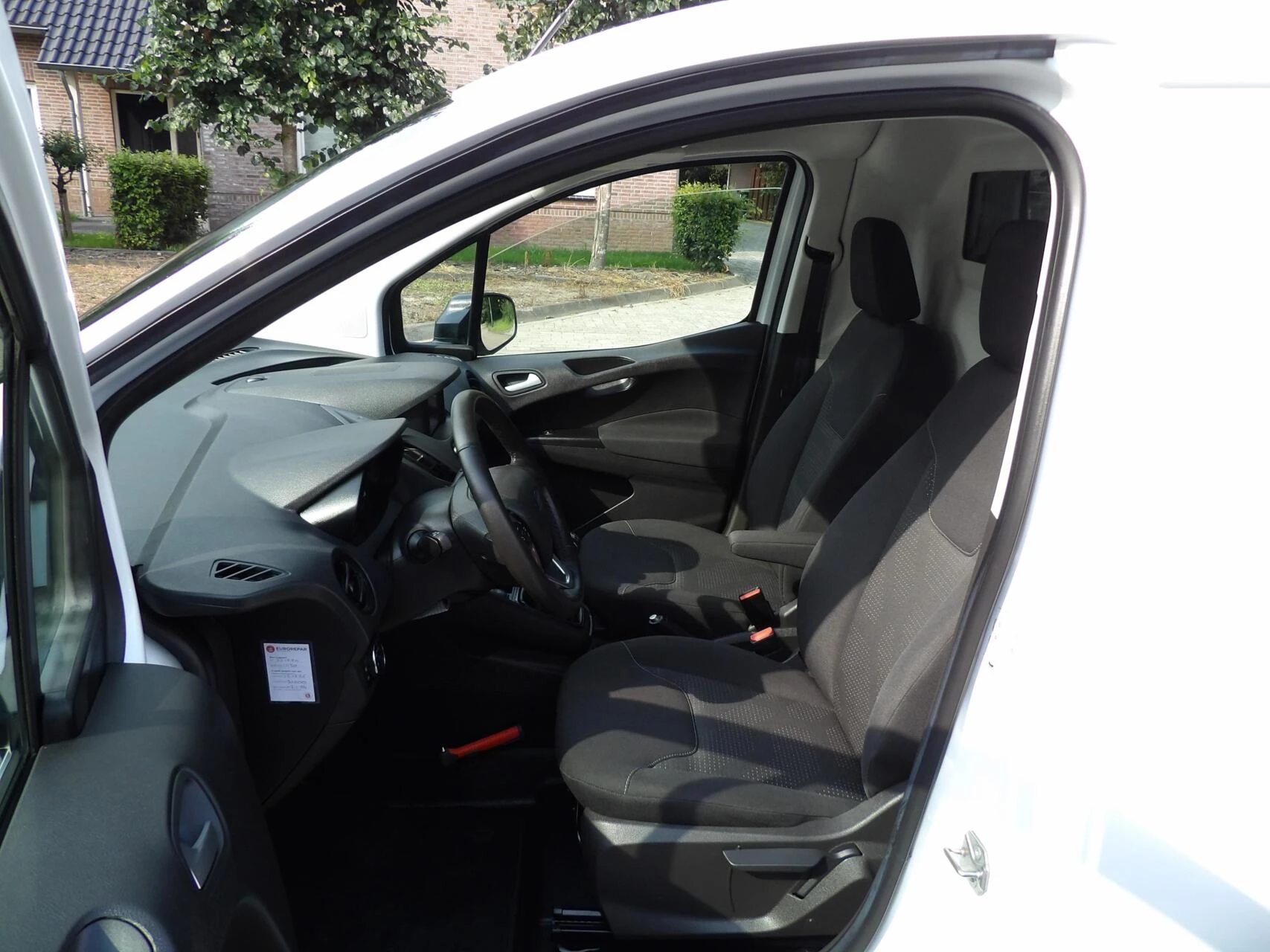 Hoofdafbeelding Ford Transit Courier