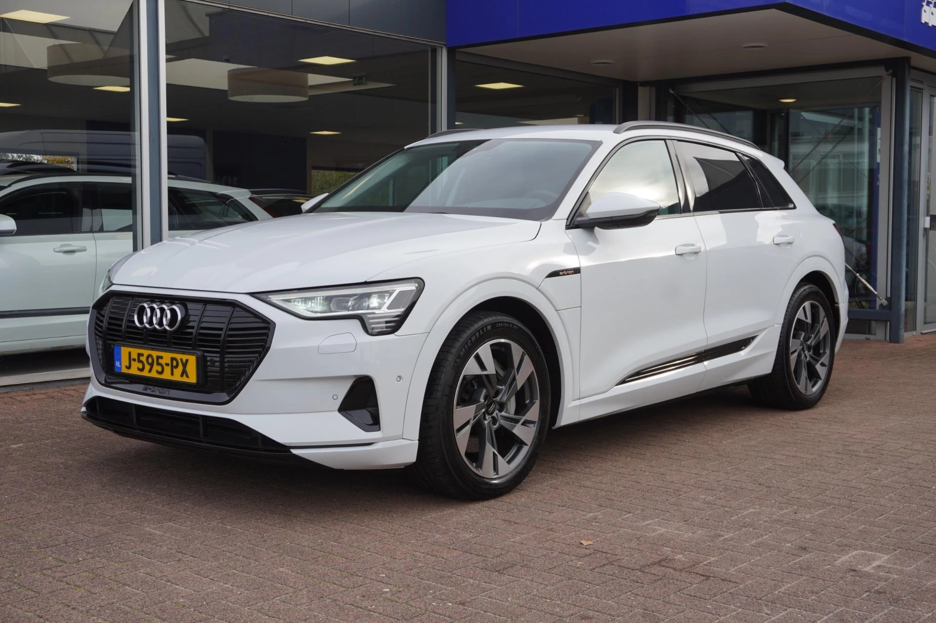 Hoofdafbeelding Audi e-tron