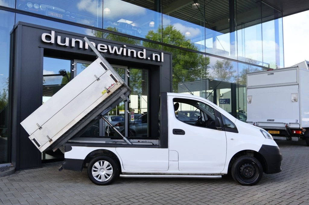 Hoofdafbeelding Nissan NV200