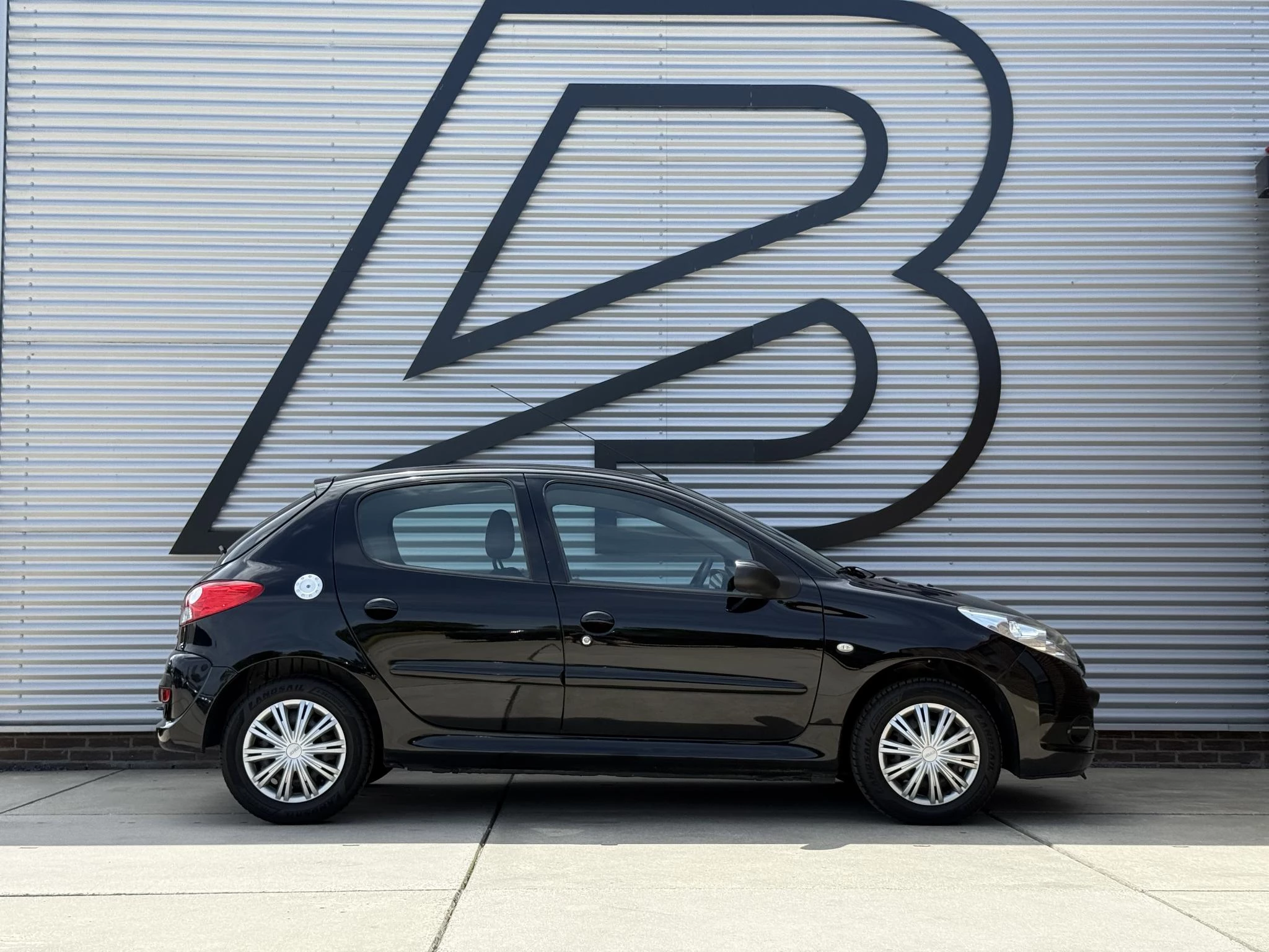 Hoofdafbeelding Peugeot 206